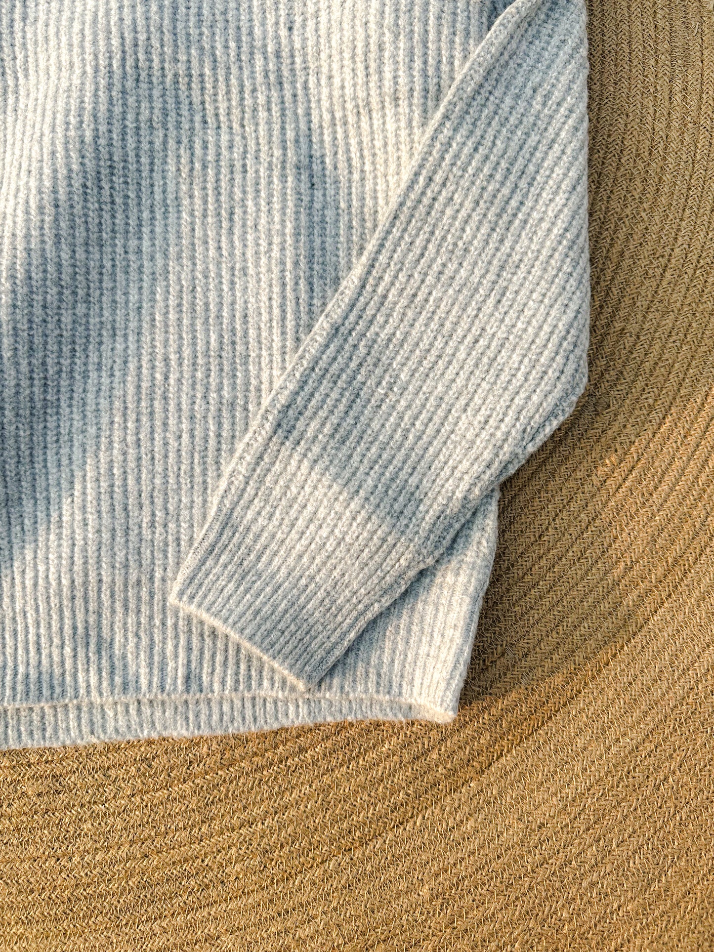 Cozy knitted Sweater - Soft Grey