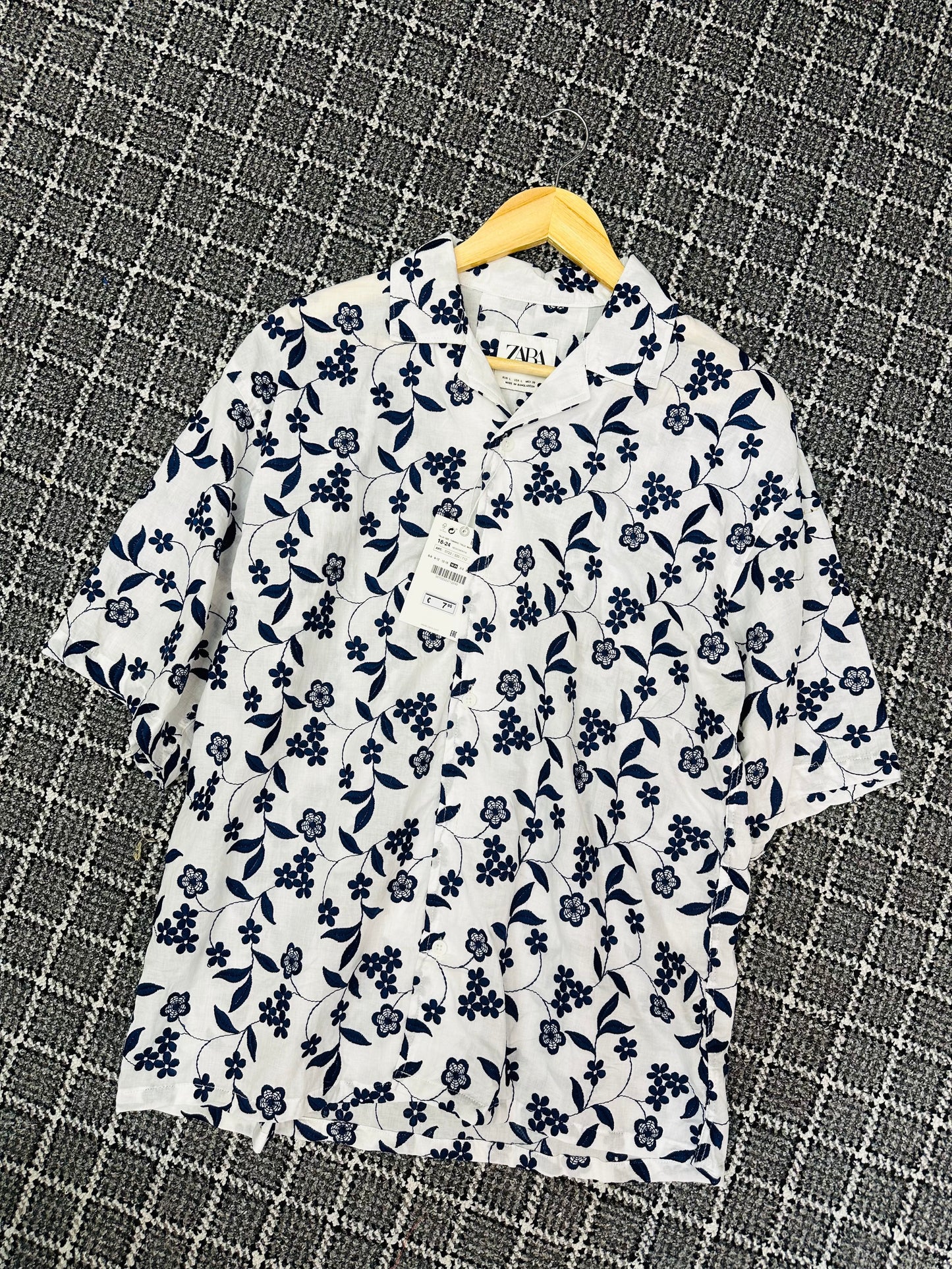 Cuban half shirt - Floral Embroidered