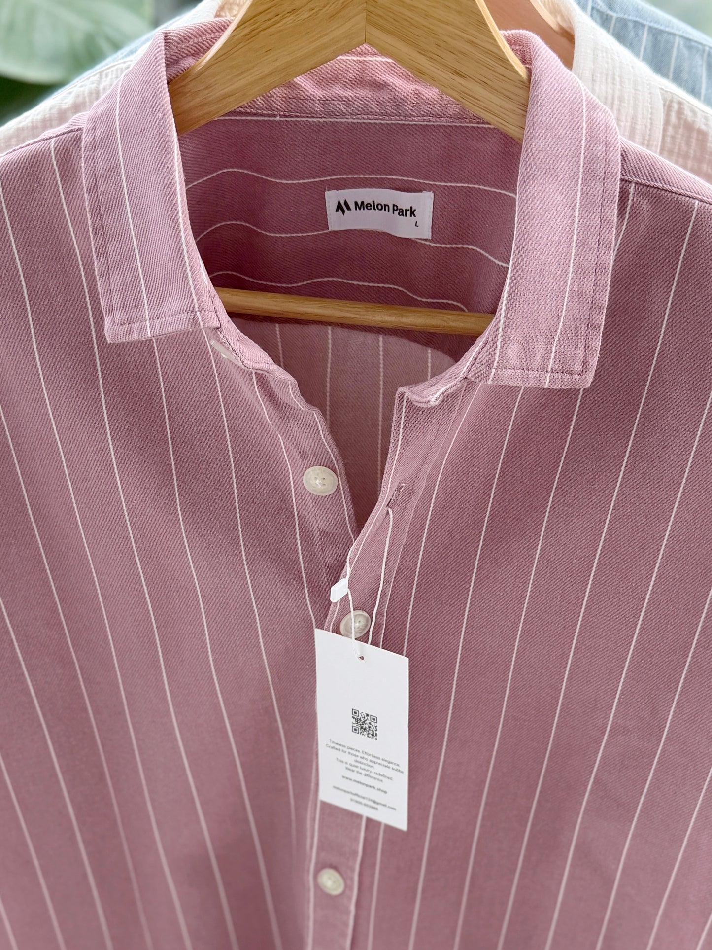 Gentle stripe Drop-shoulder shirt - Mauve stripe