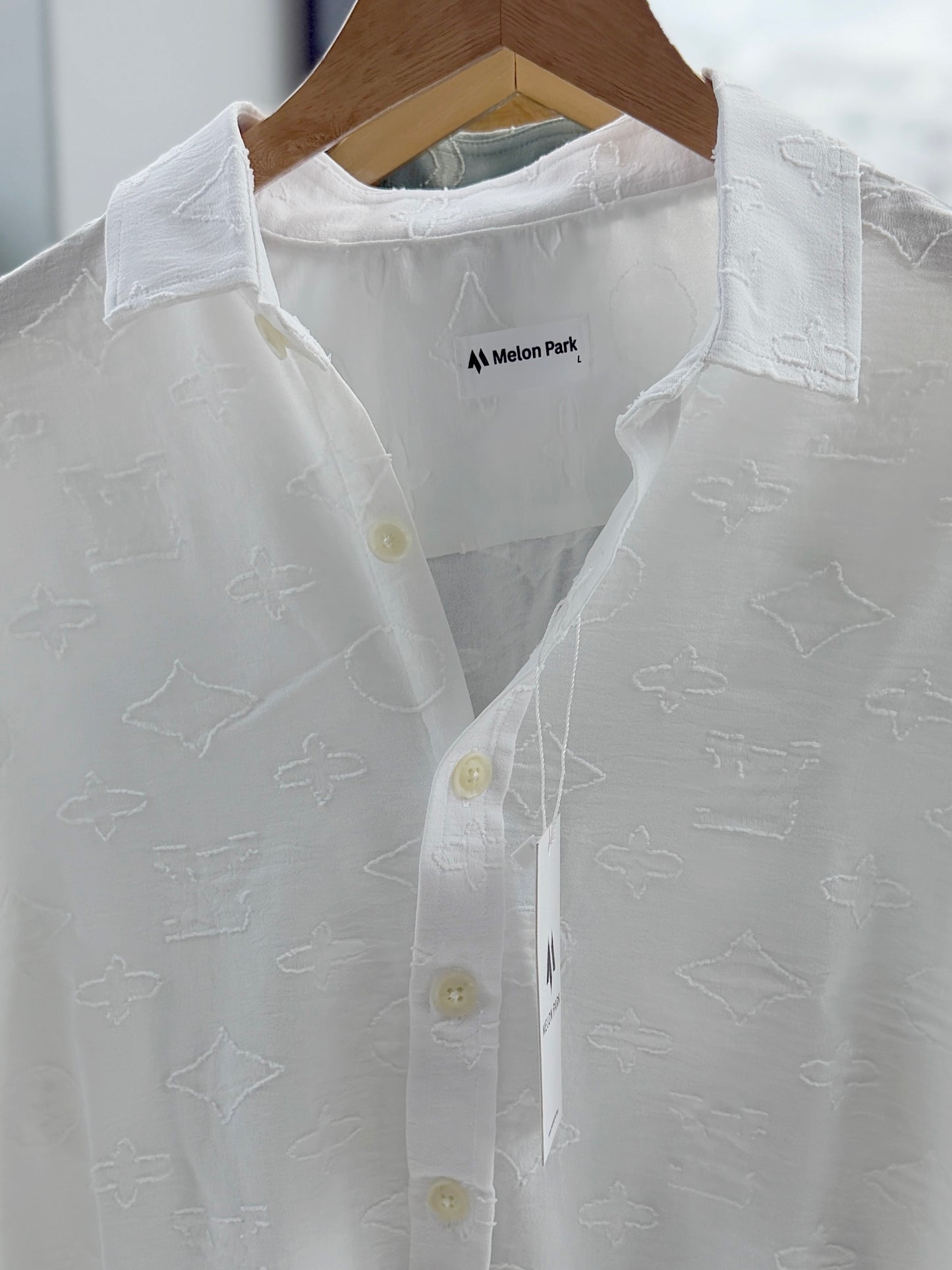 Resort Drop-shoulder shirt - White Monogram
