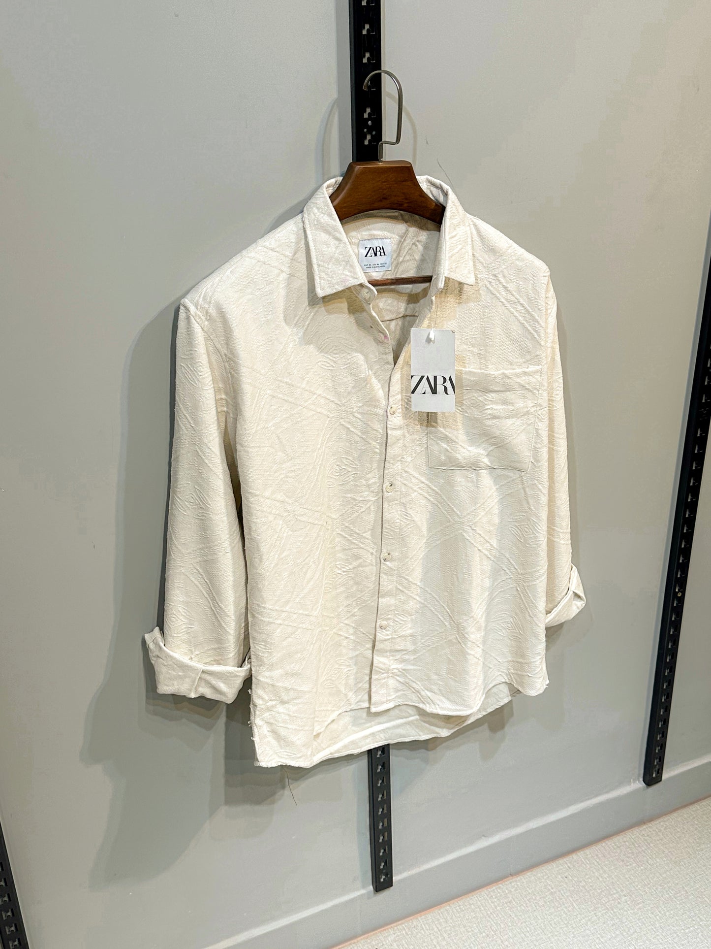 Rich Full Sleeve - Pearl ivory texture