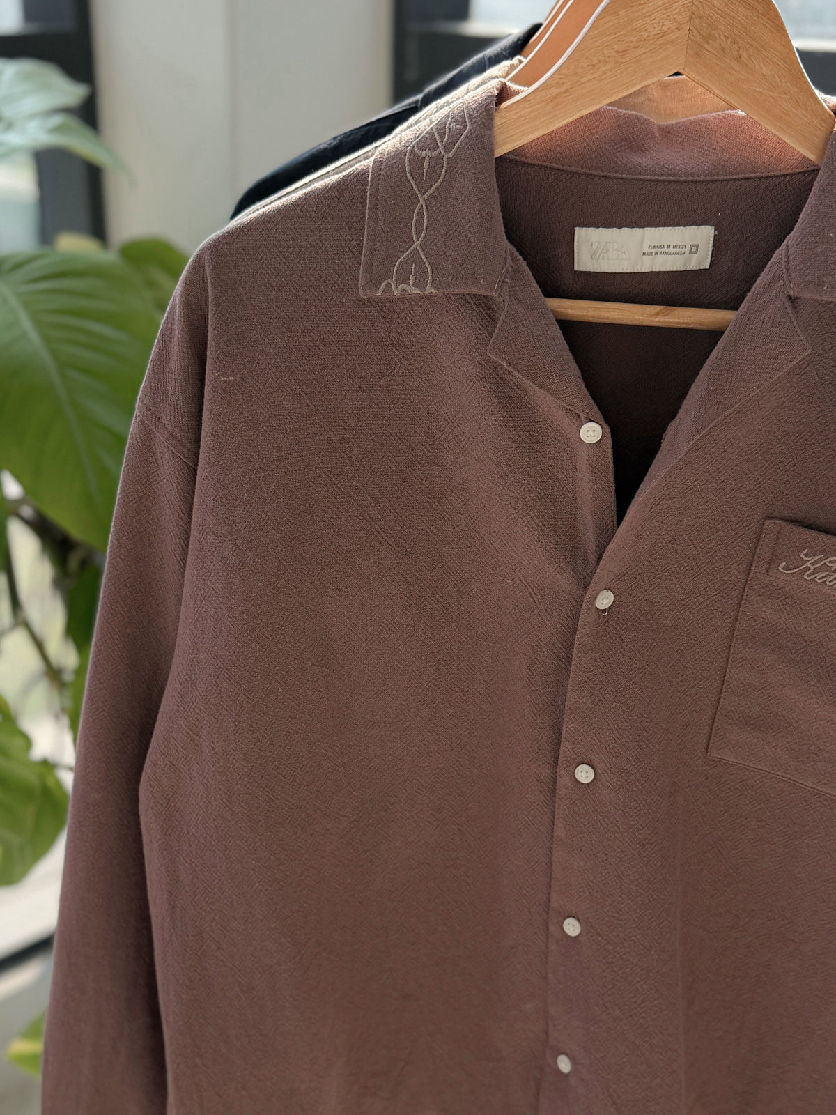 Embroidery Boxy Drop-shoulder shirt - Brown