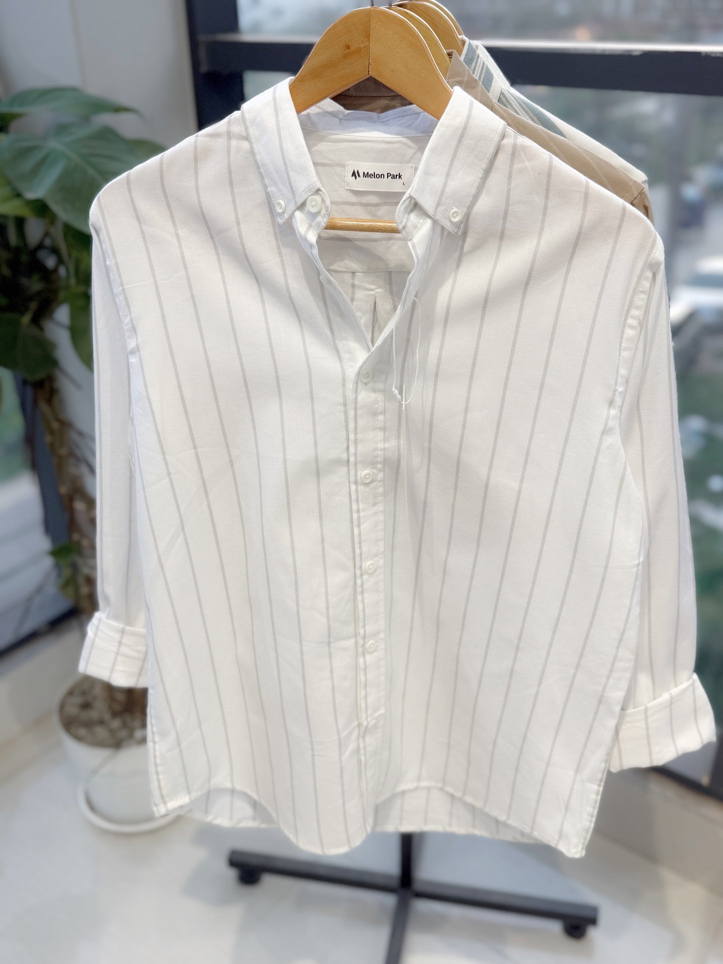 Gentle stripe shirt - Ghost stripe