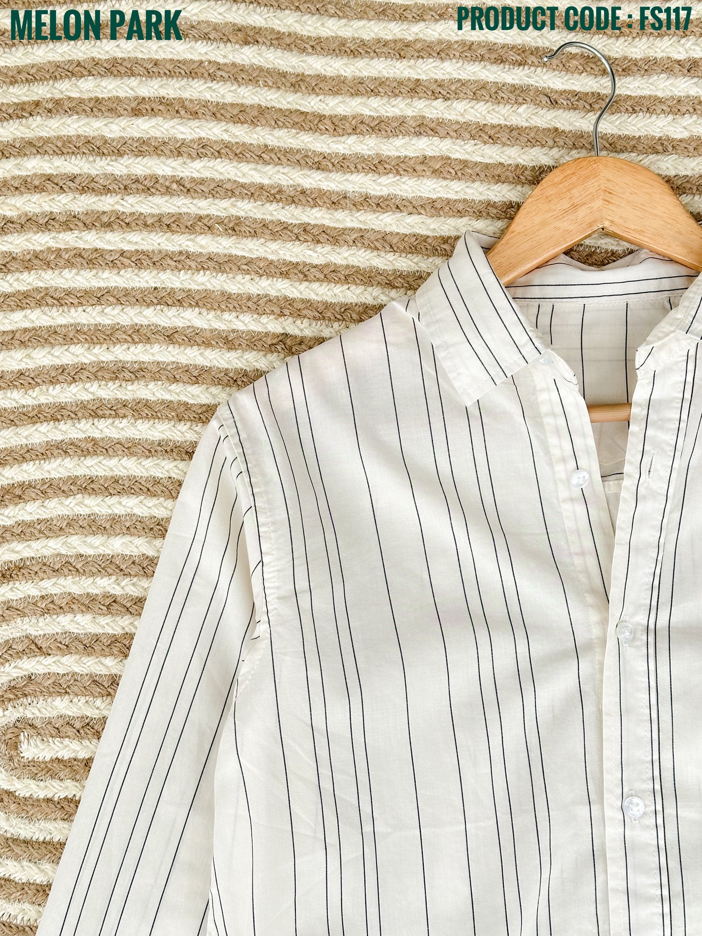 Gentle stripe shirt - White with Black | FS117