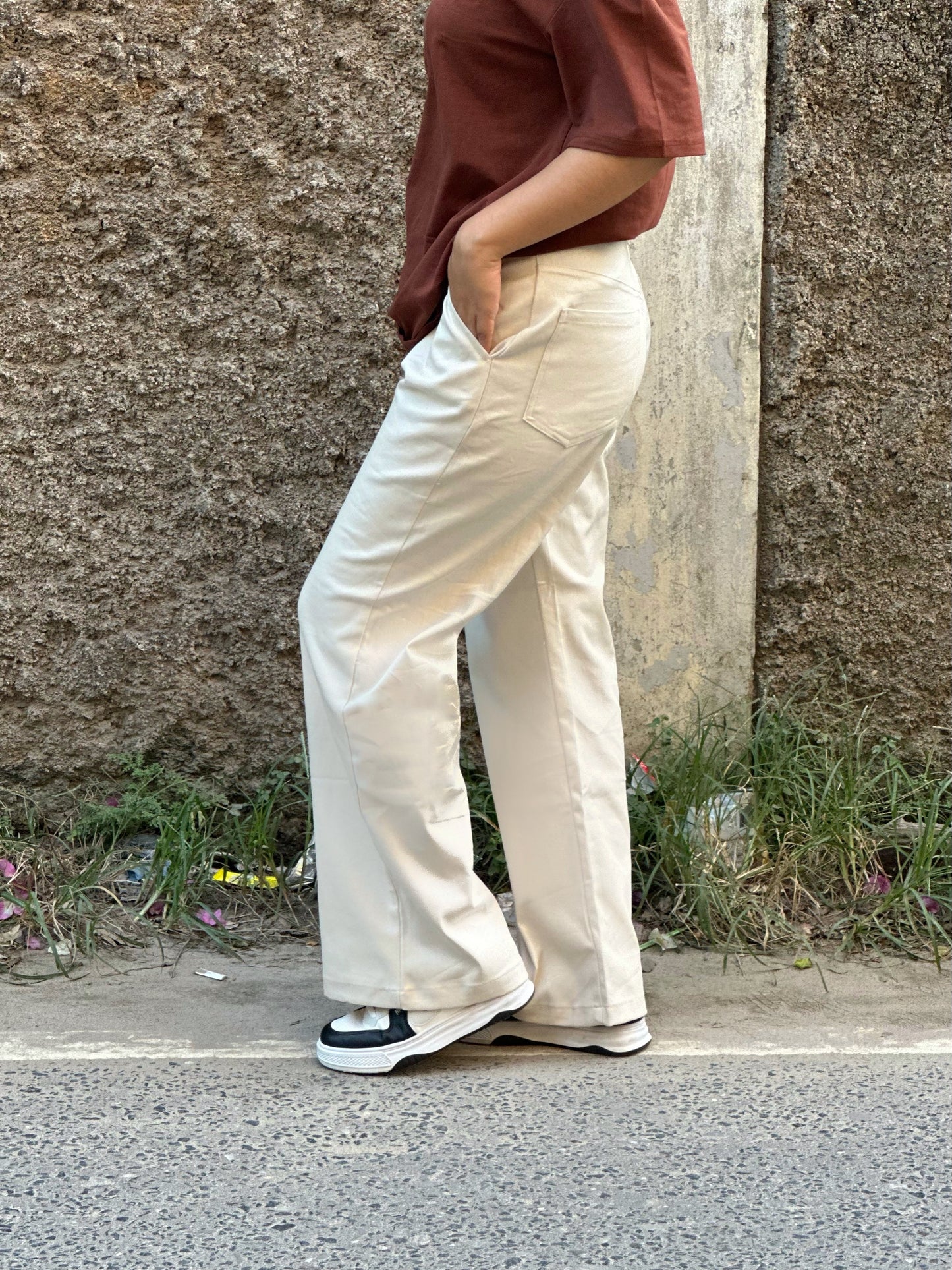 Women Off-White Wide Leg Pant