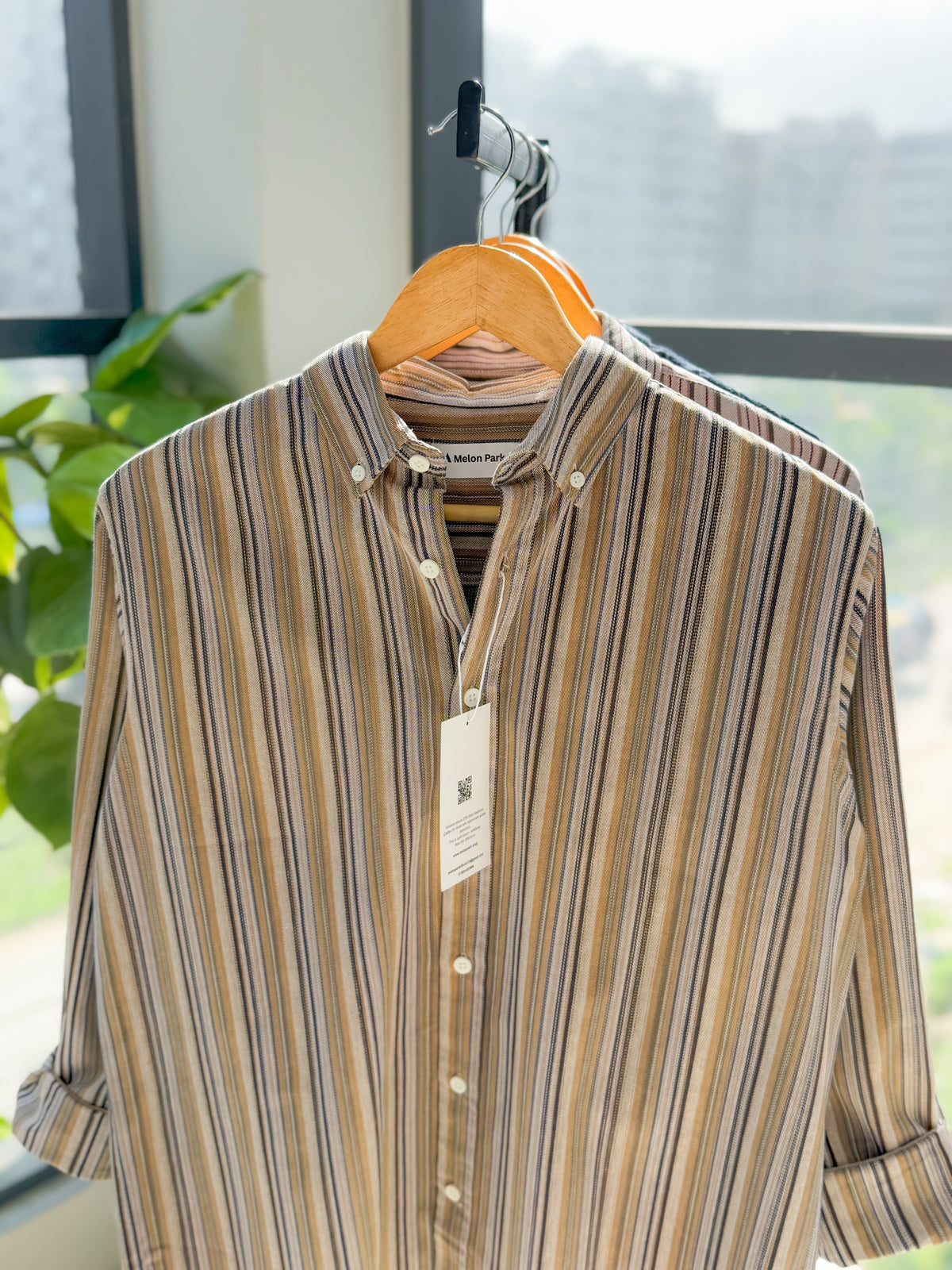 Gentle stripe shirt - Caramel Weave