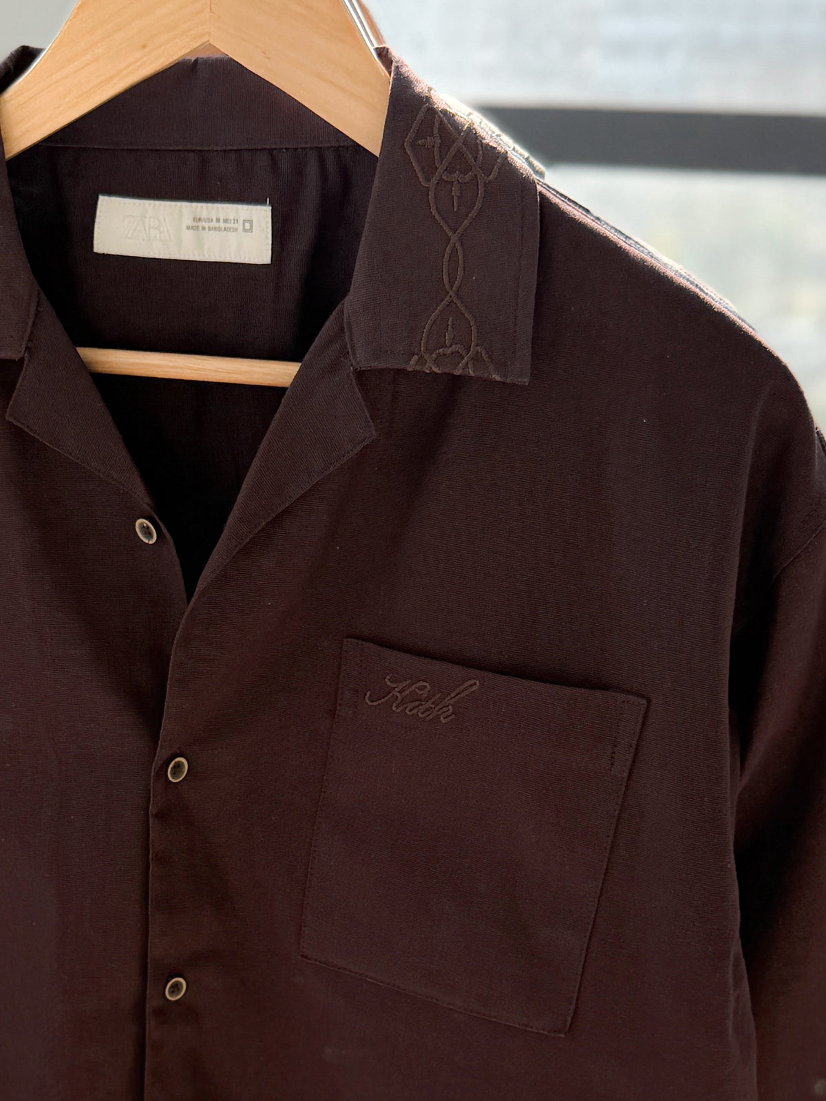 Embroidery Boxy Drop-shoulder shirt - Chocolate