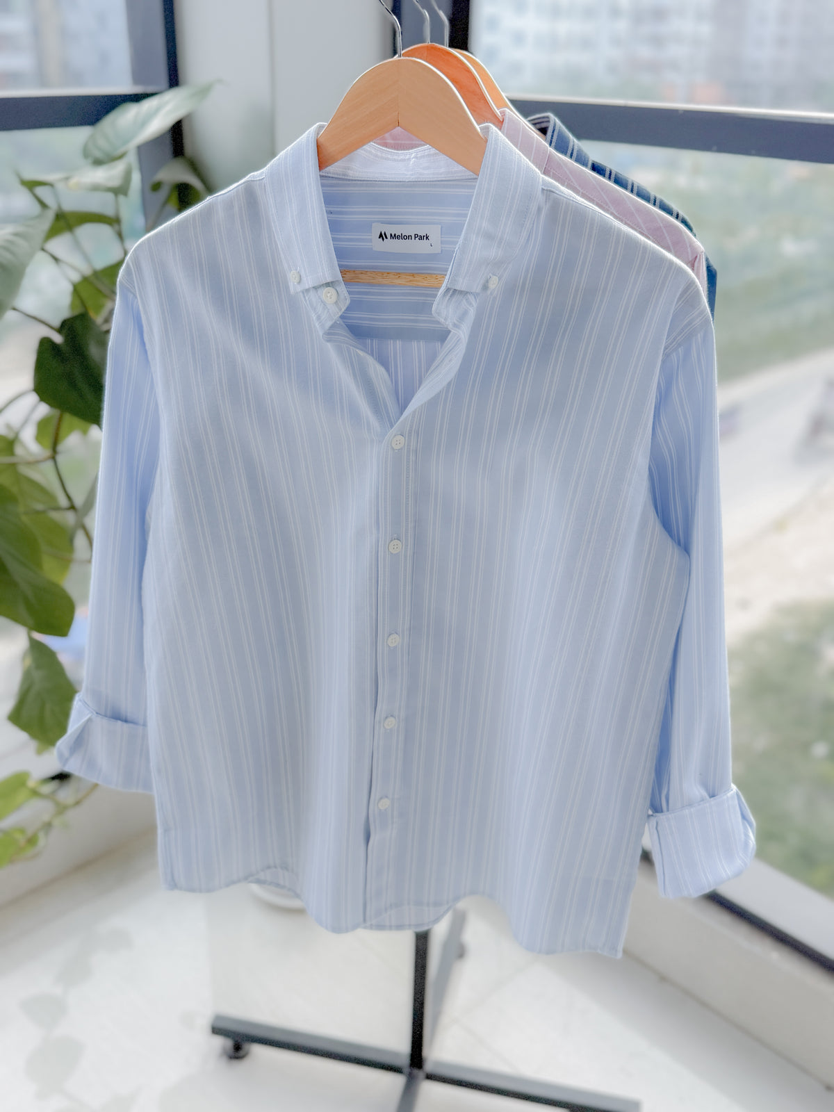 Gentle stripe shirt - Skyward Pinstripe