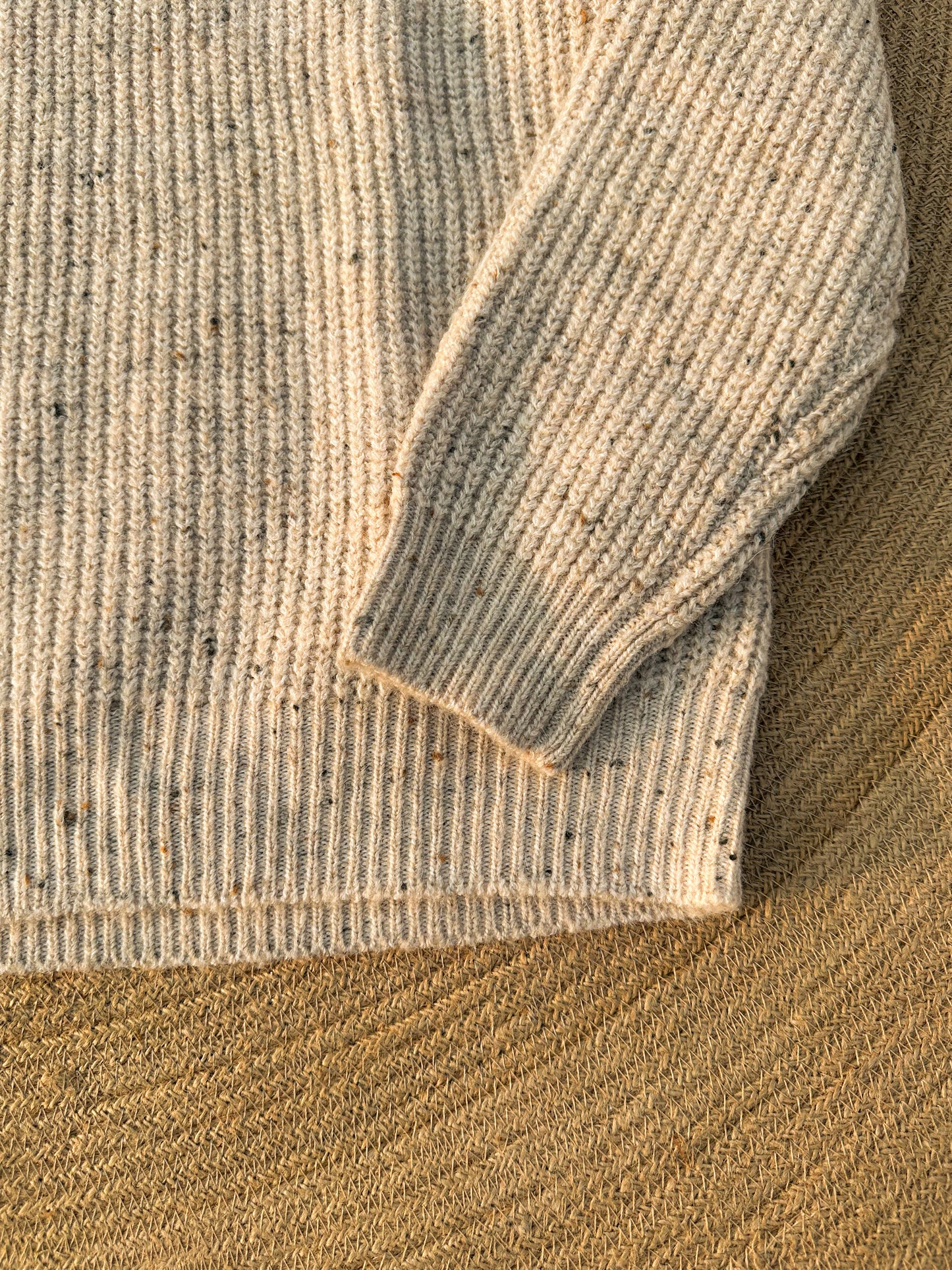 Cozy knitted Sweater - Sleek Beige