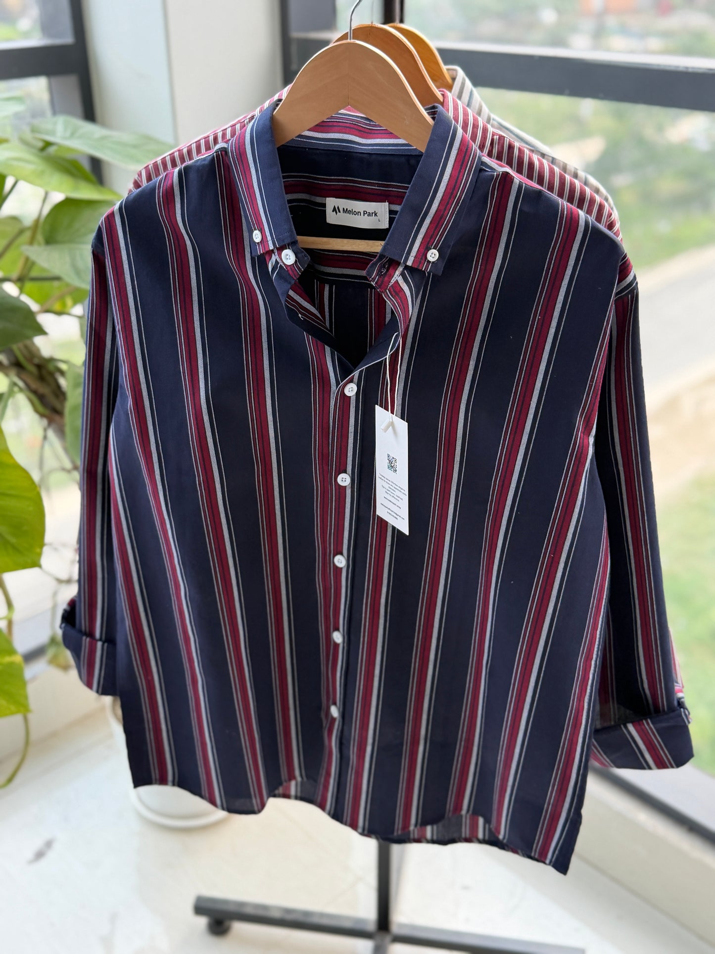Gentle stripe shirt - The Bordeaux