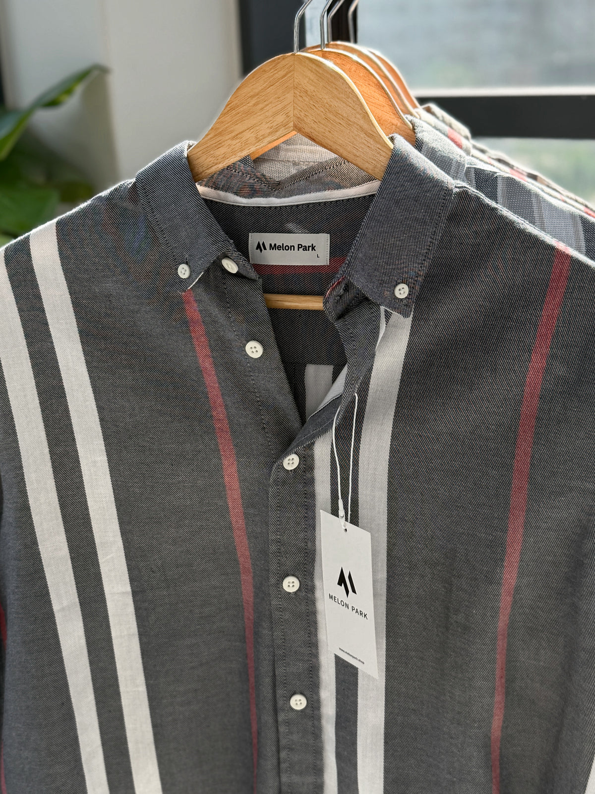 Gentle stripe shirt - Charcoal Crest