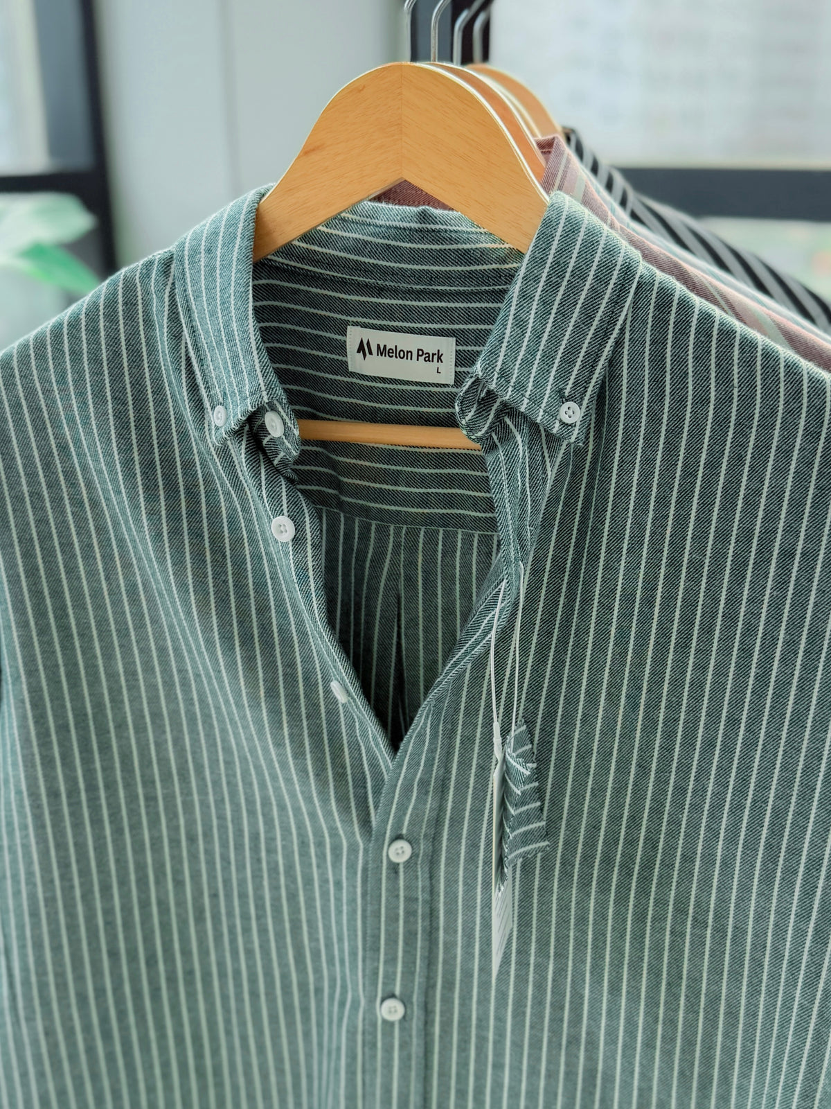Gentle stripe shirt - Sage Frost
