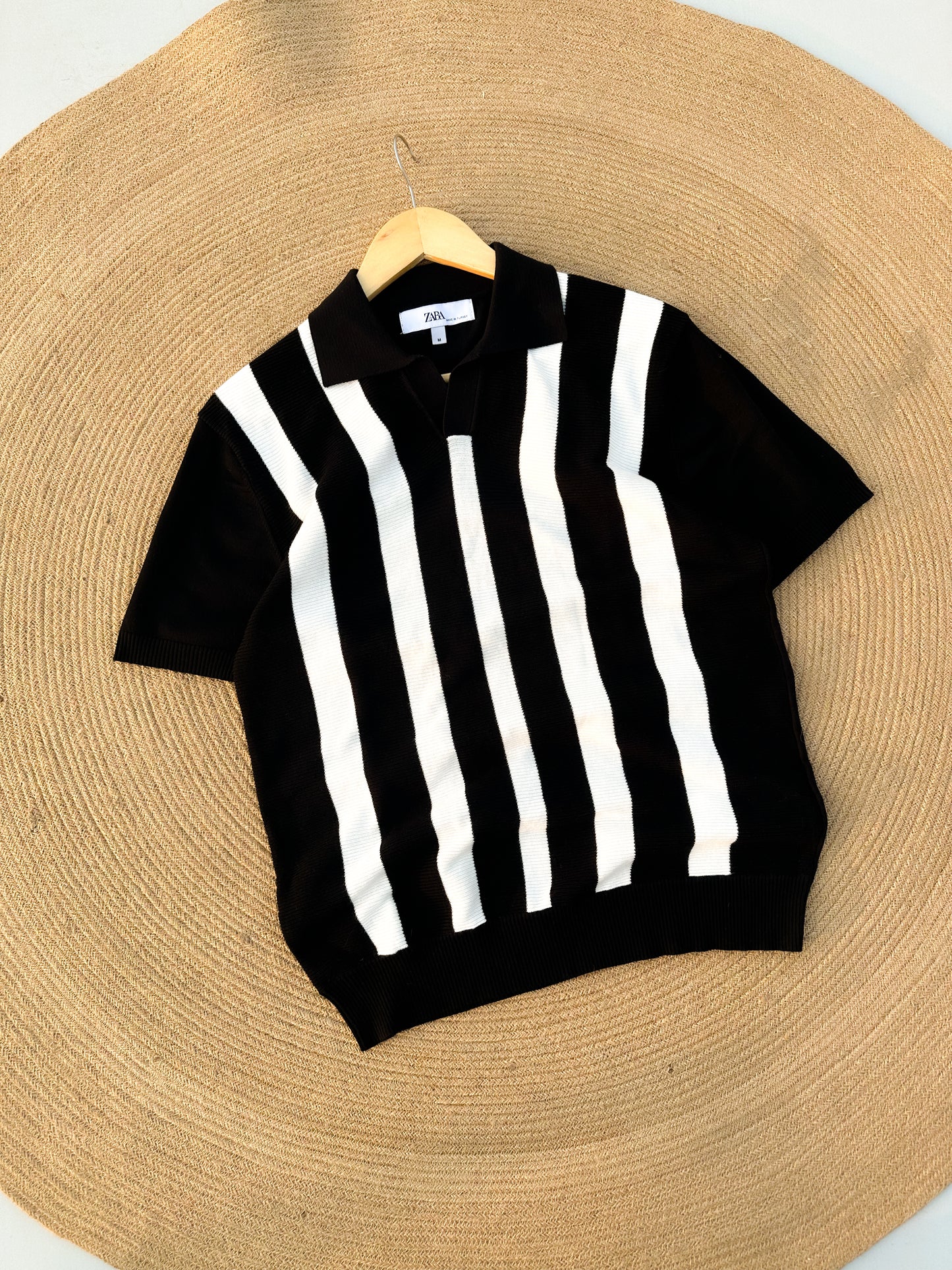 Executive Knitted Polo - Black with White