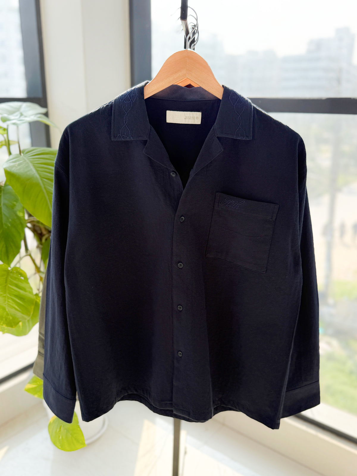 Embroidery Boxy Drop-shoulder shirt - Navy Blue