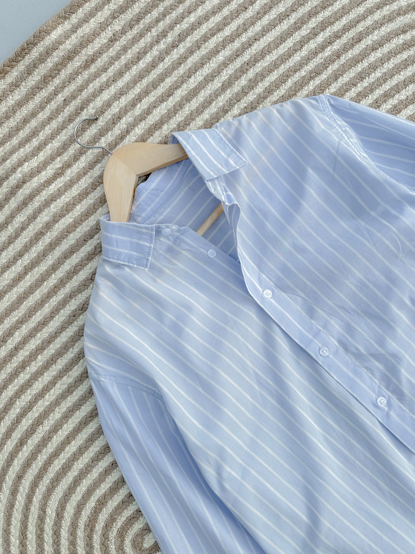 Gentle stripe shirt - Sky blue with White | FS106