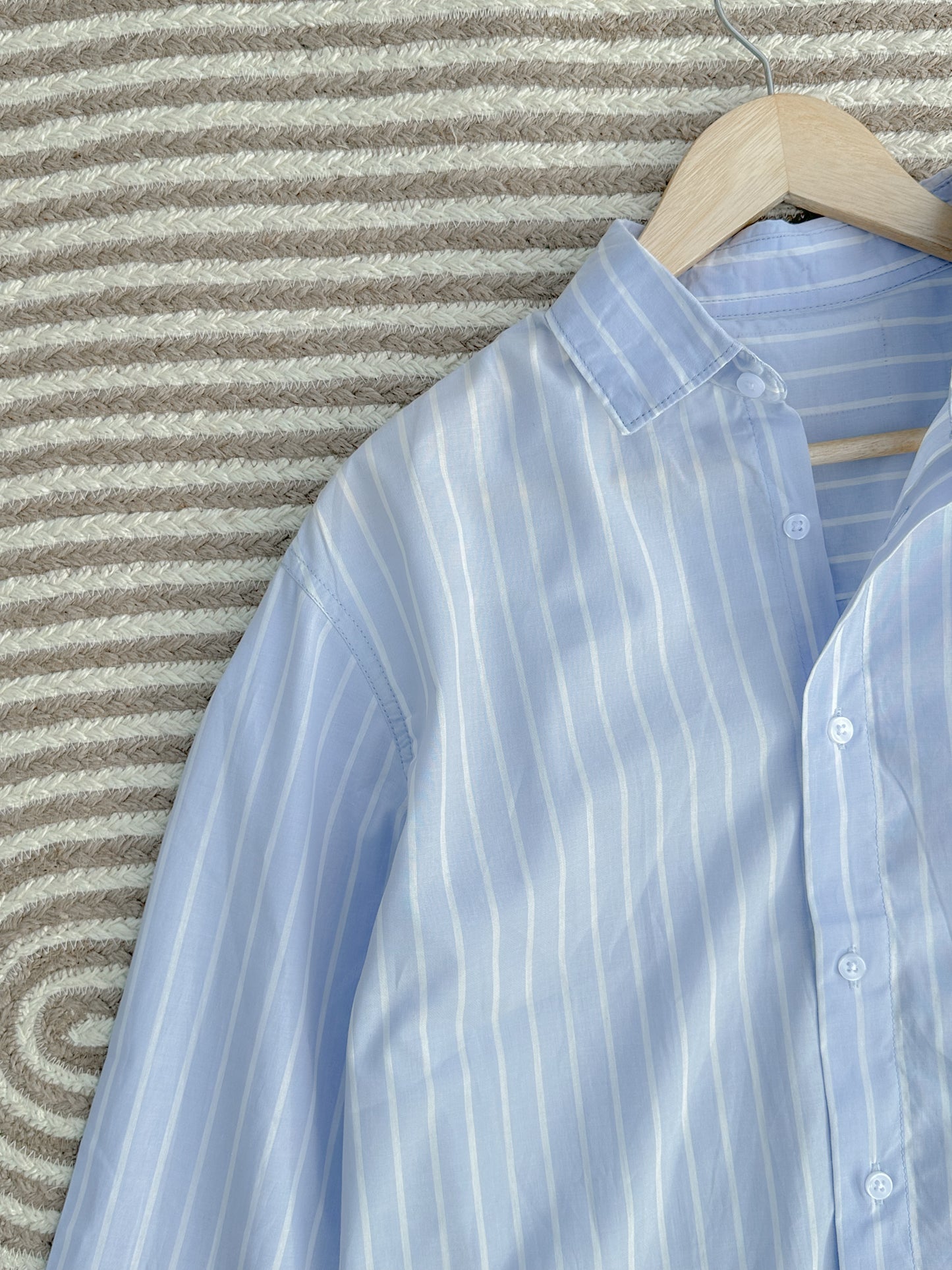 Gentle stripe shirt - Sky blue with White | FS106