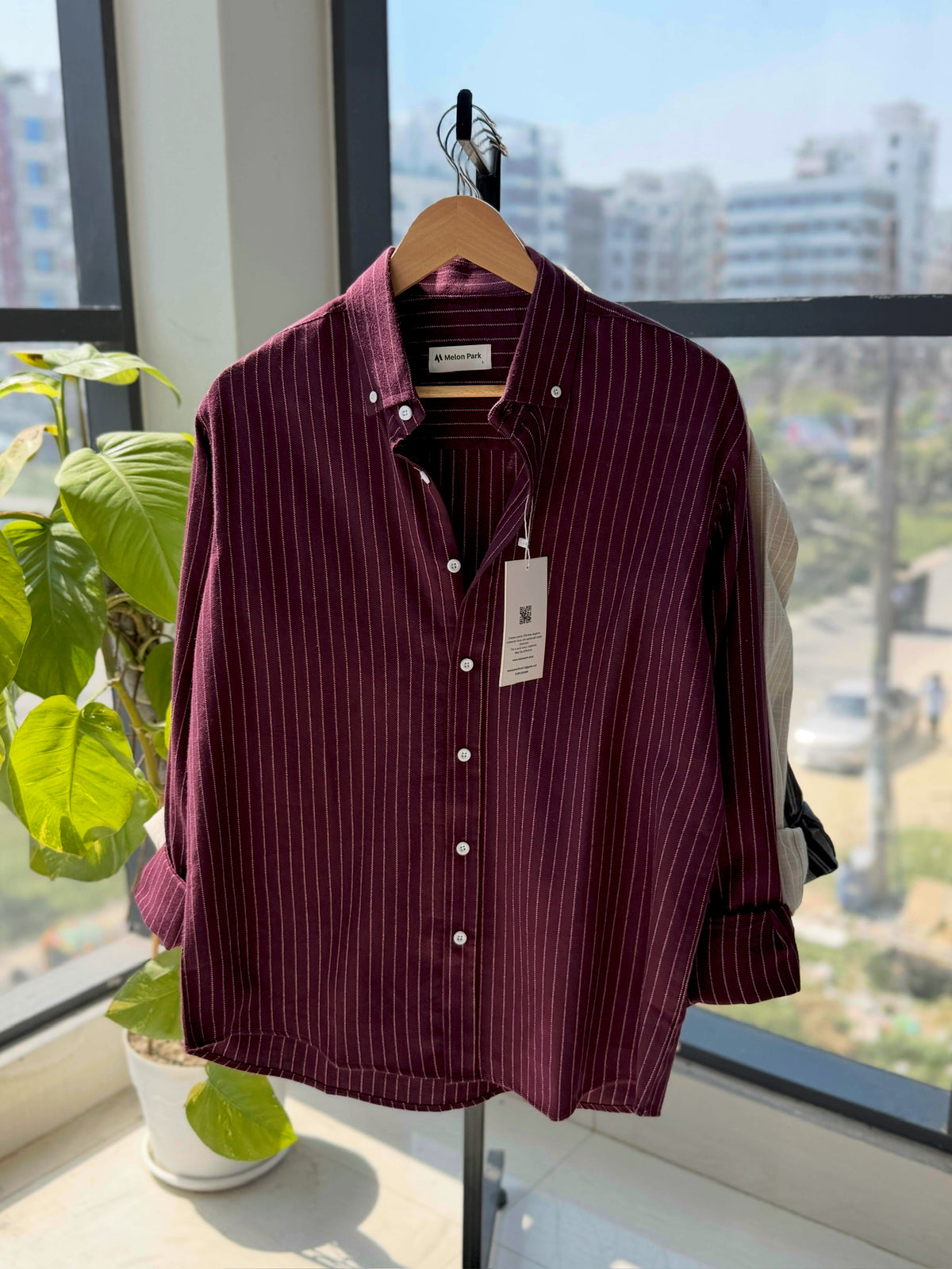 Gentle stripe shirt - Maroon with light pink stripe
