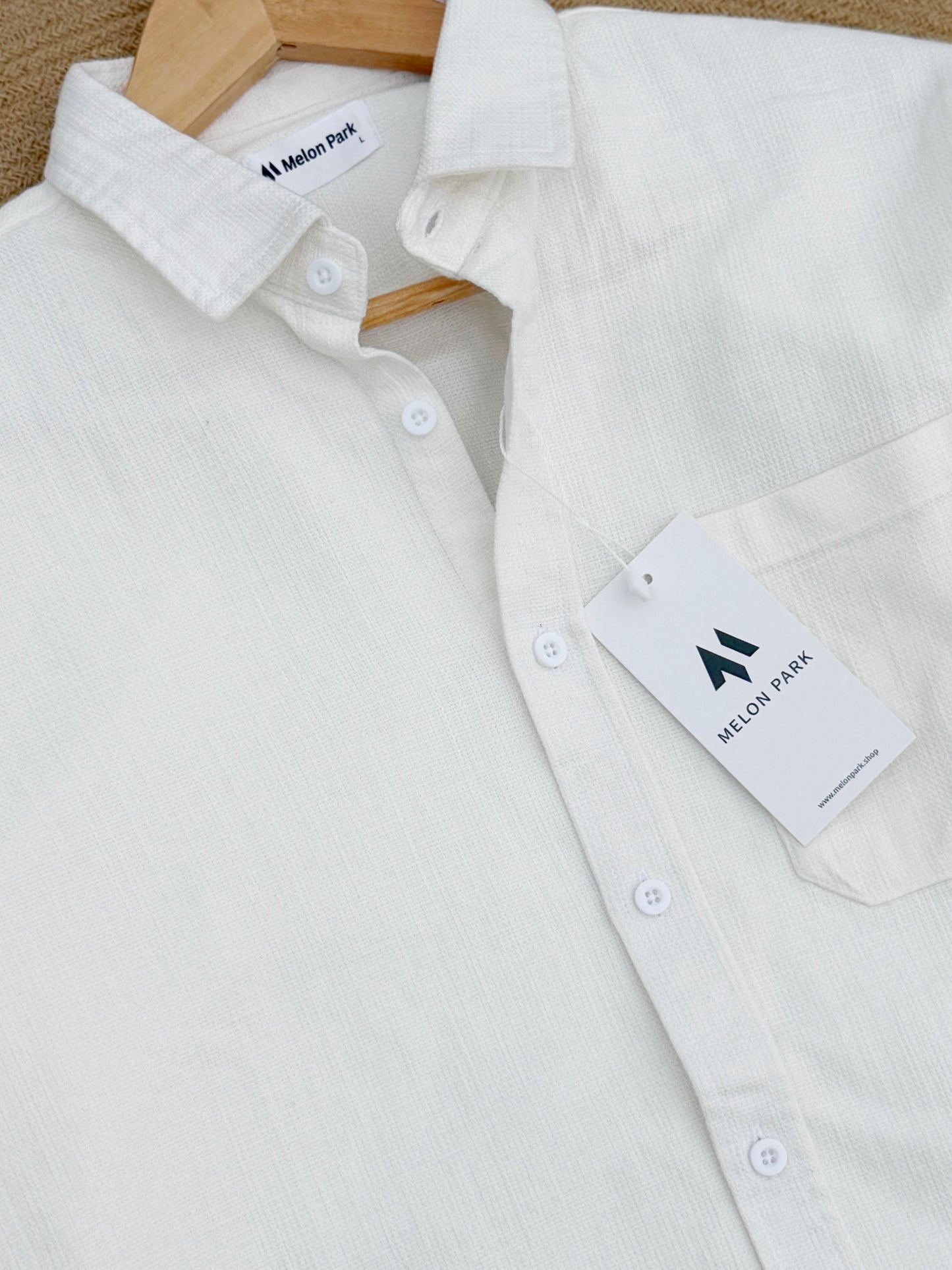 Drop-shoulder boxy shirt - White