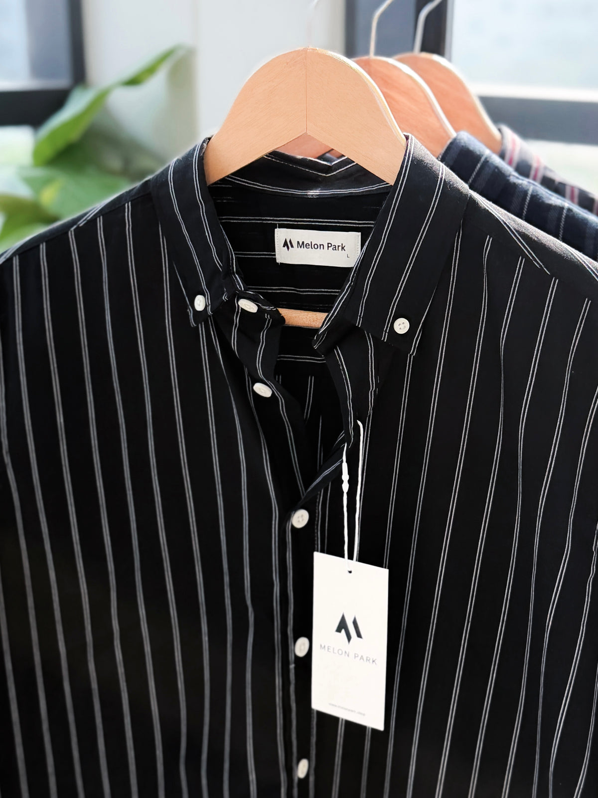 Gentle stripe shirt - Black stripe