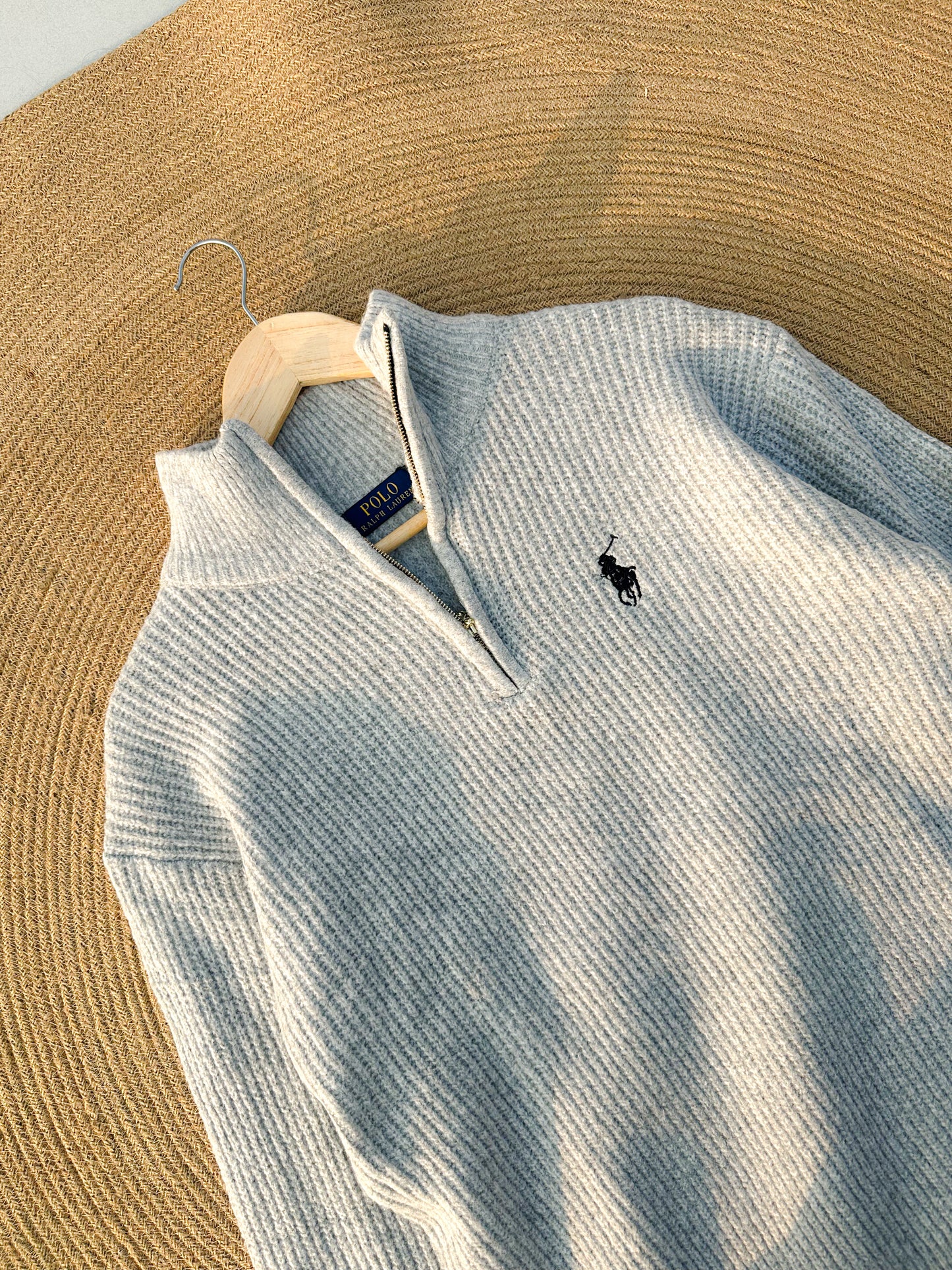 Cozy knitted Sweater - Soft Grey