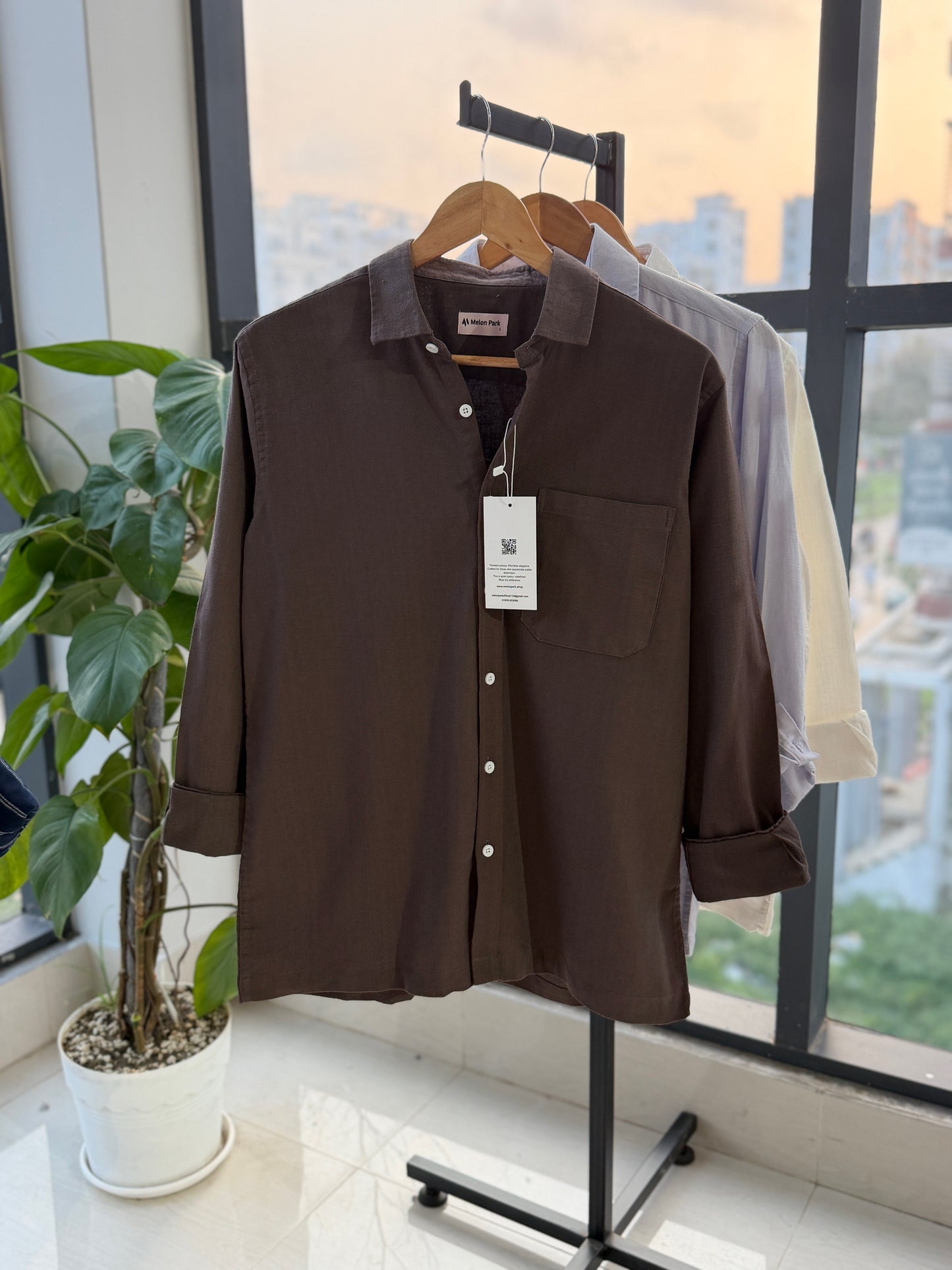 Drop-shoulder boxy shirt - Light Chocolate
