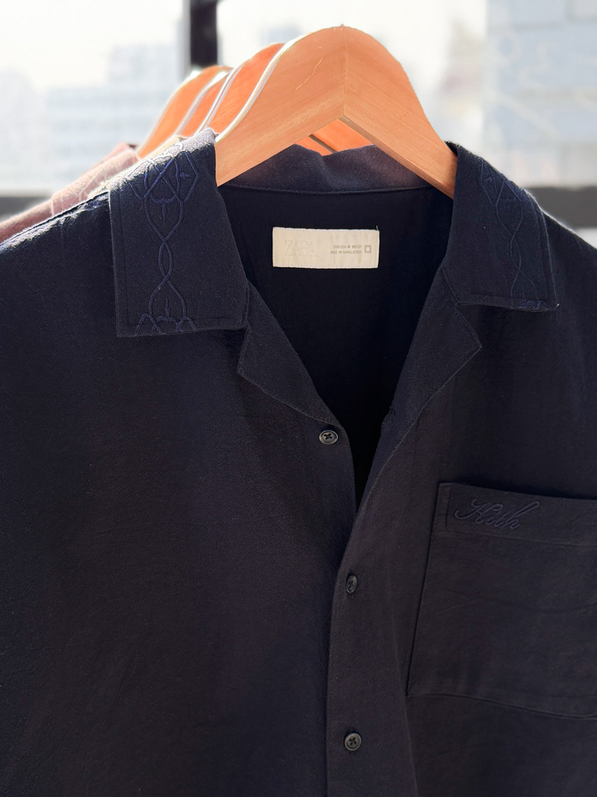 Embroidery Boxy Drop-shoulder shirt - Navy Blue