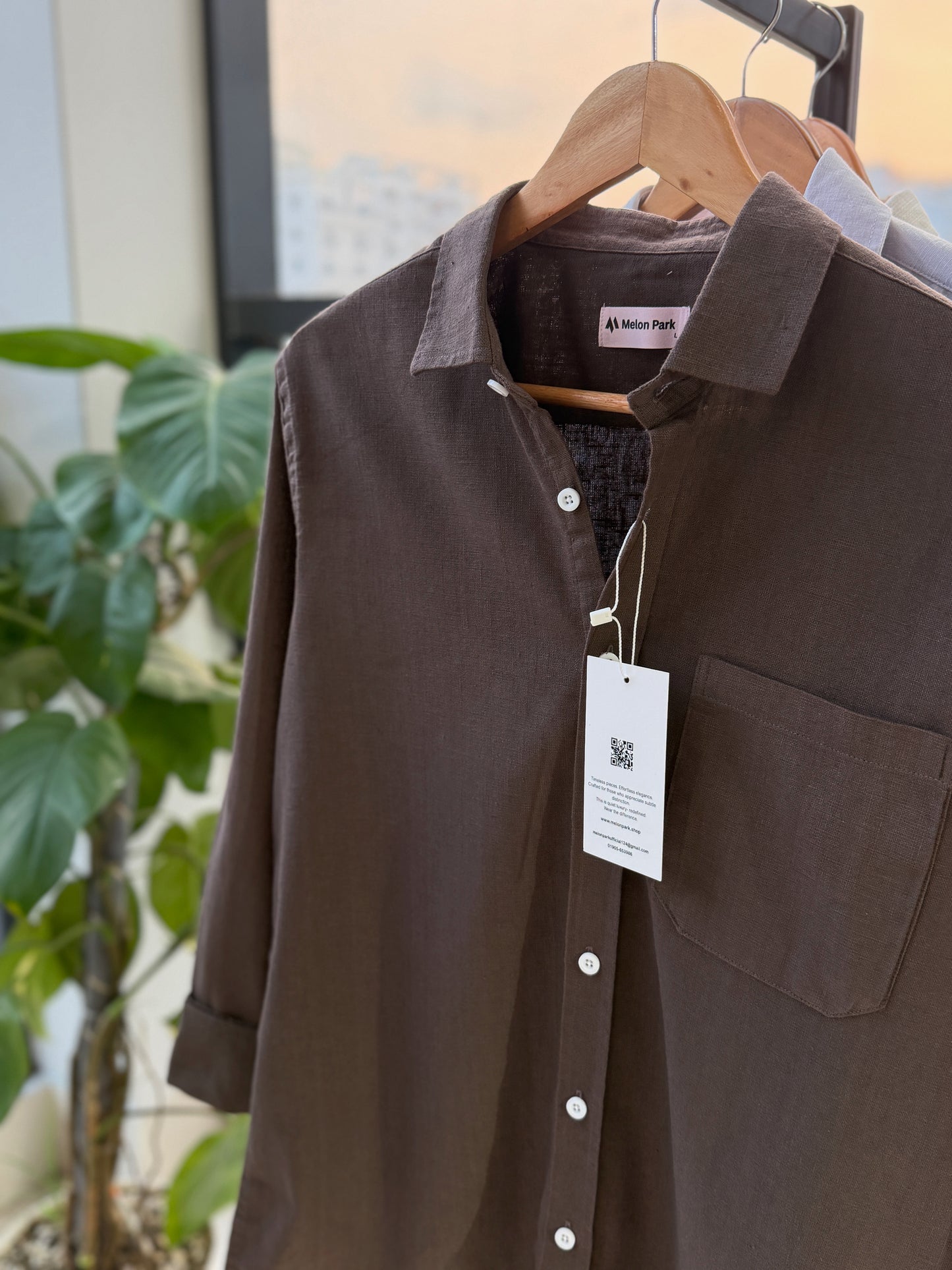 Drop-shoulder boxy shirt - Light Chocolate