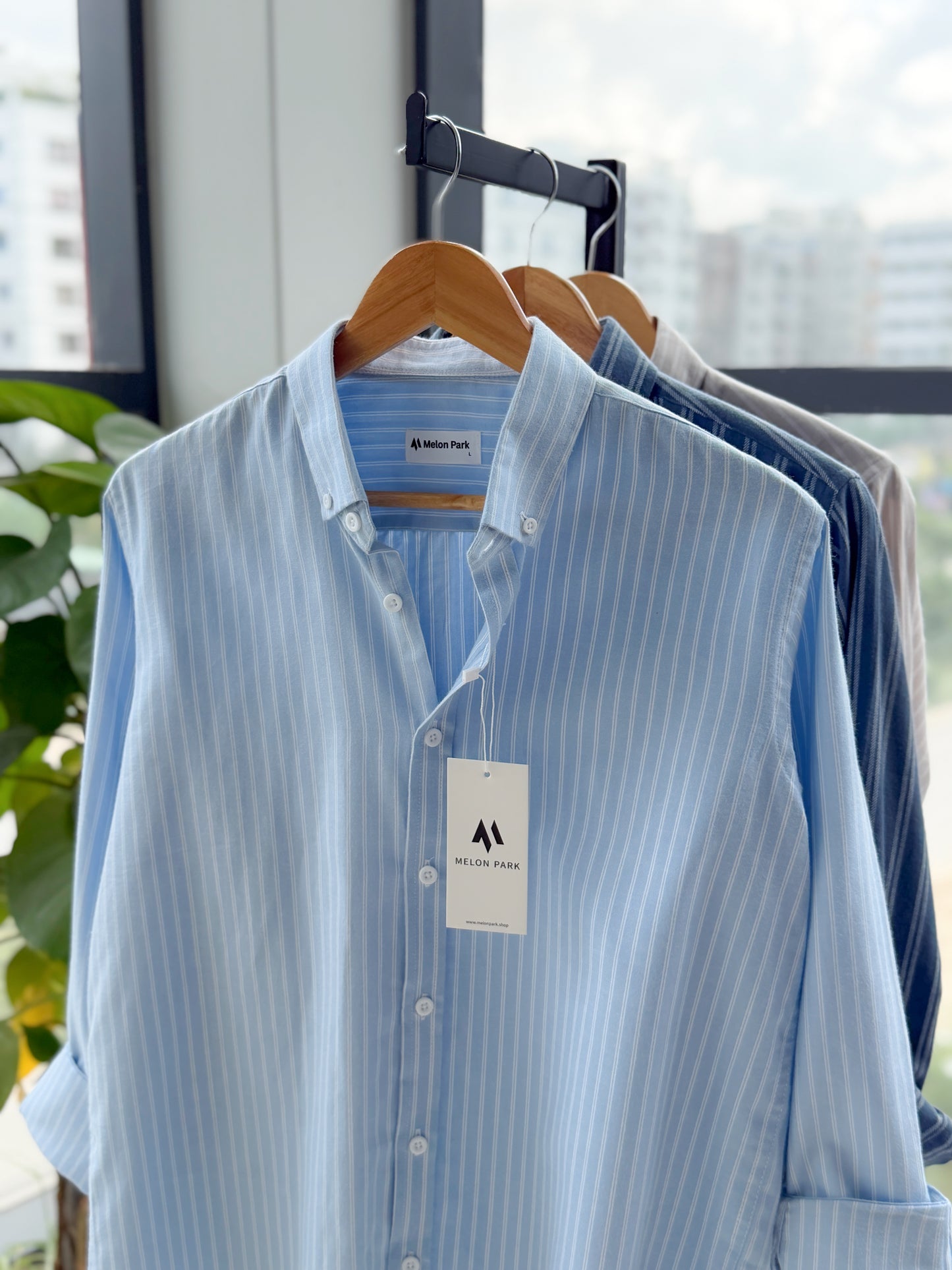 Gentle stripe shirt - Minimalist Sky