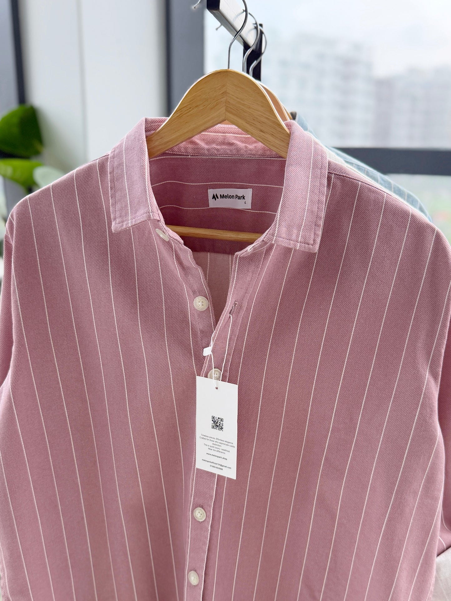 Gentle stripe Drop-shoulder shirt - Mauve stripe