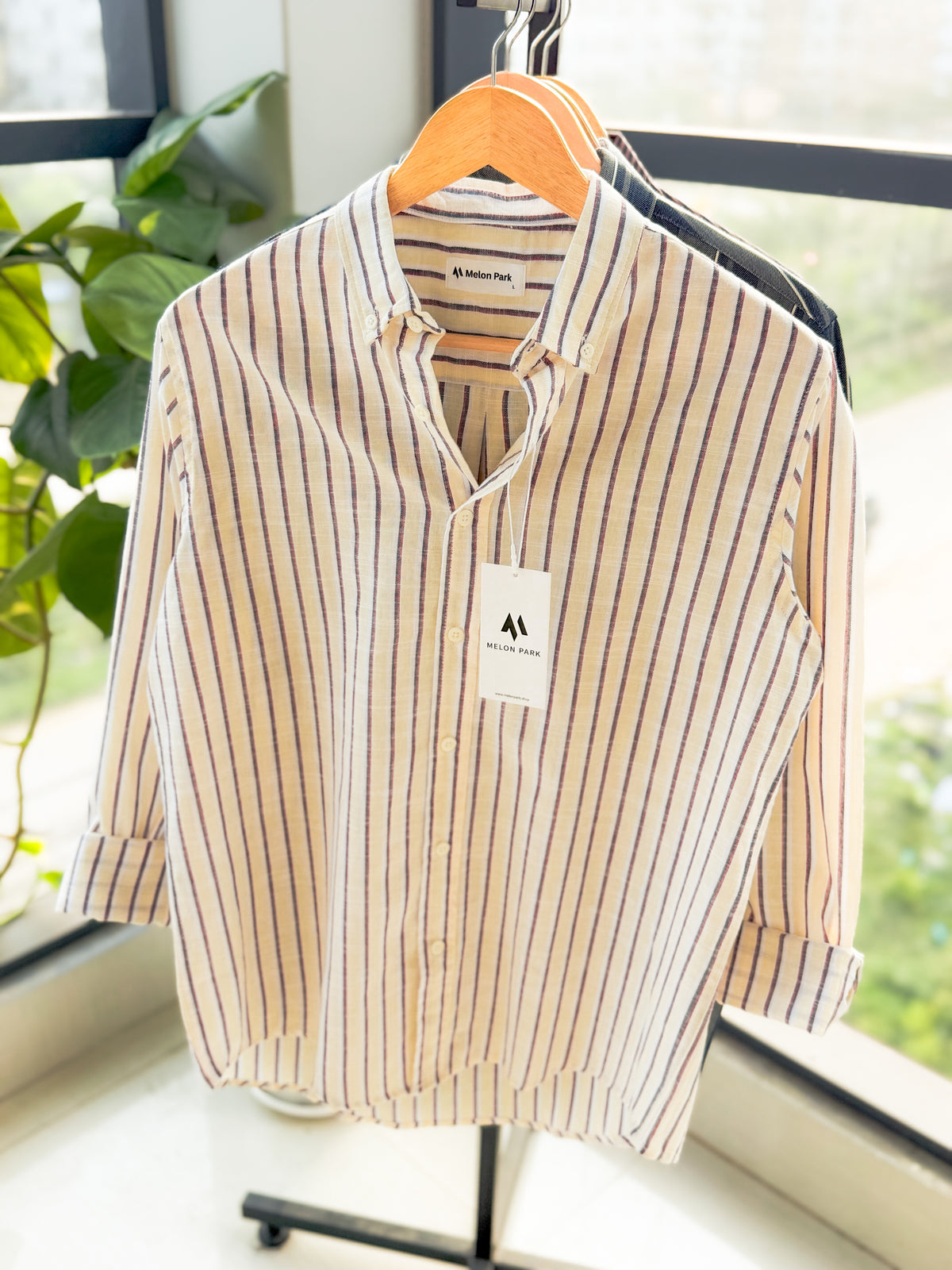 Gentle stripe shirt - Butter Glow