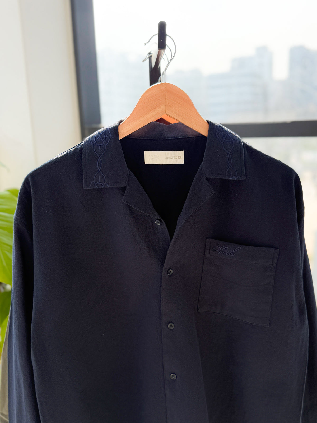 Embroidery Boxy Drop-shoulder shirt - Navy Blue