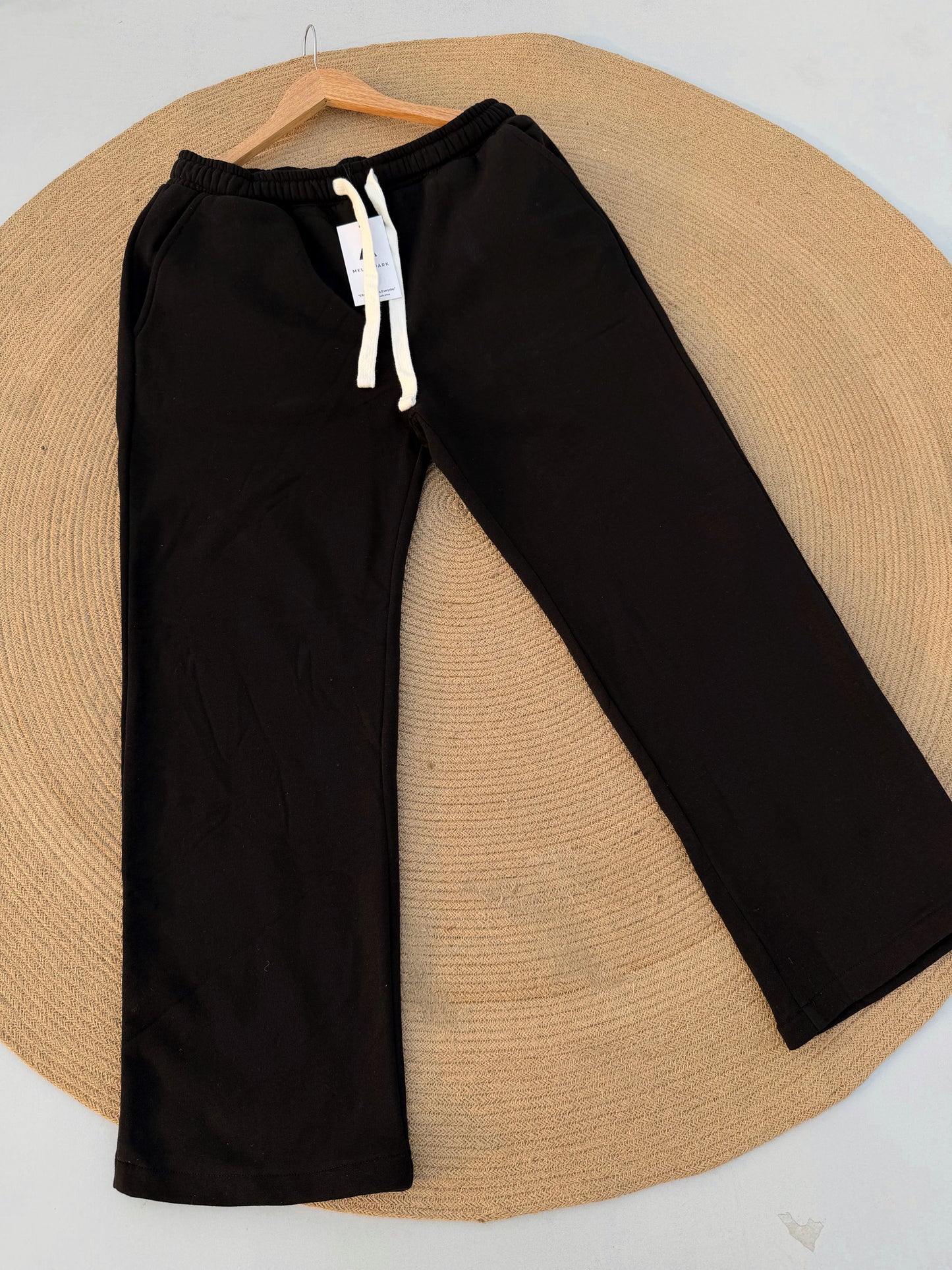 Signature Sweat-pant - Black