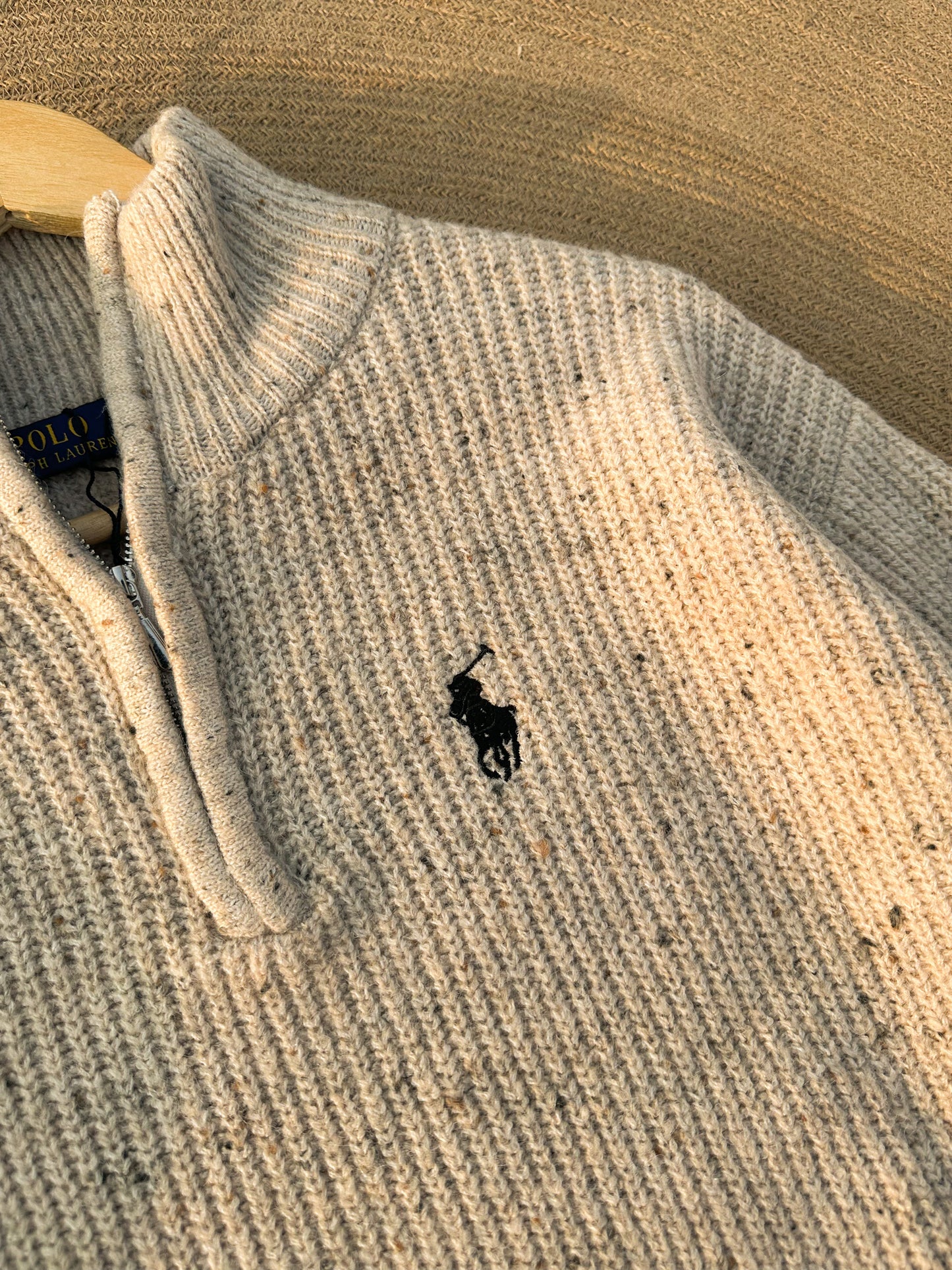 Cozy knitted Sweater - Sleek Beige