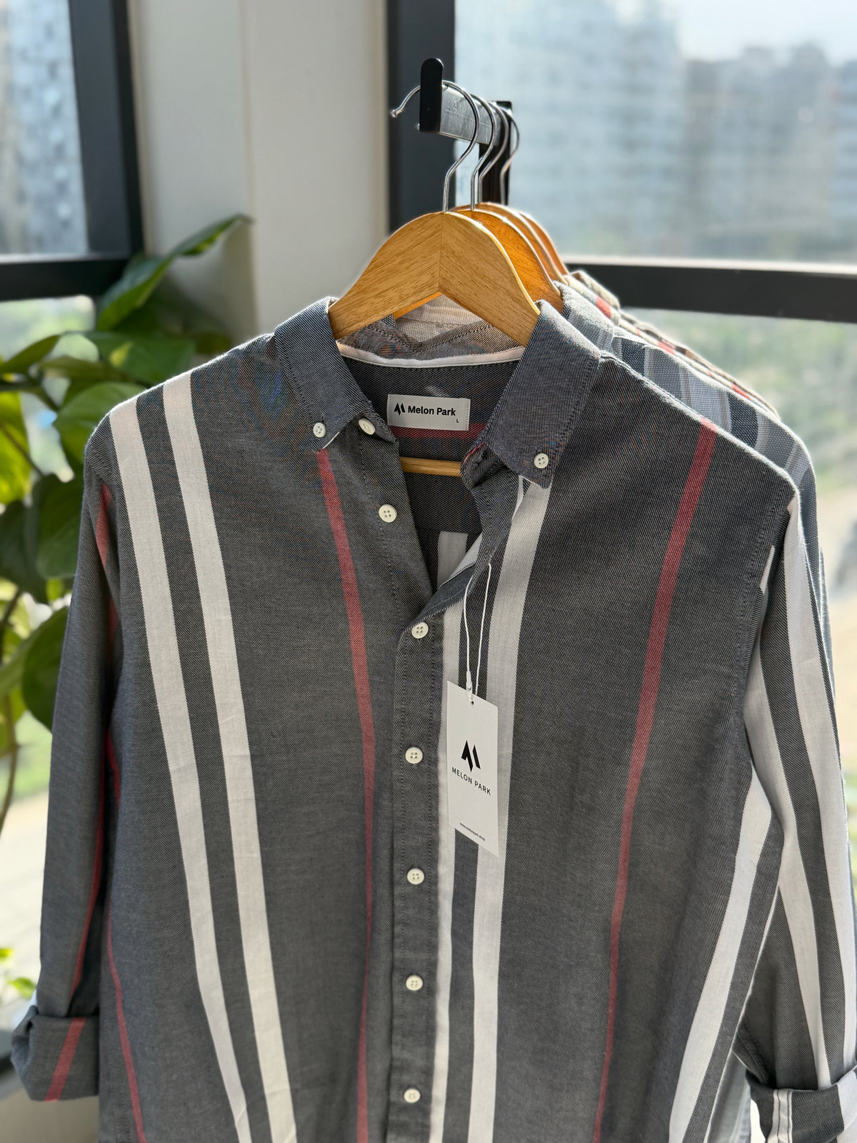 Gentle stripe shirt - Charcoal Crest