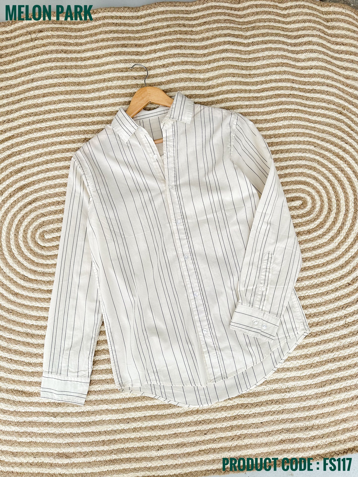 Gentle stripe shirt - White with Black | FS117