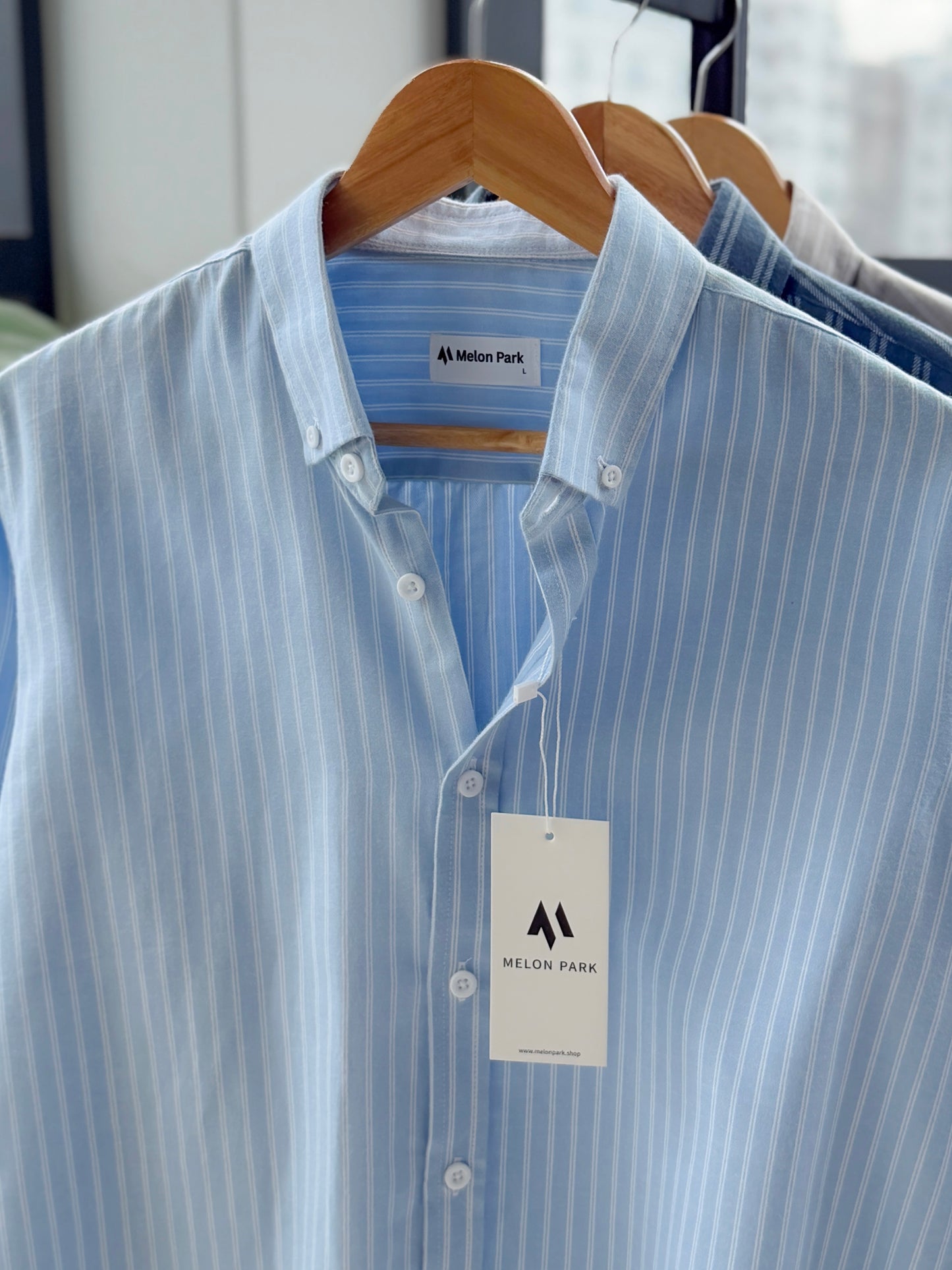 Gentle stripe shirt - Minimalist Sky