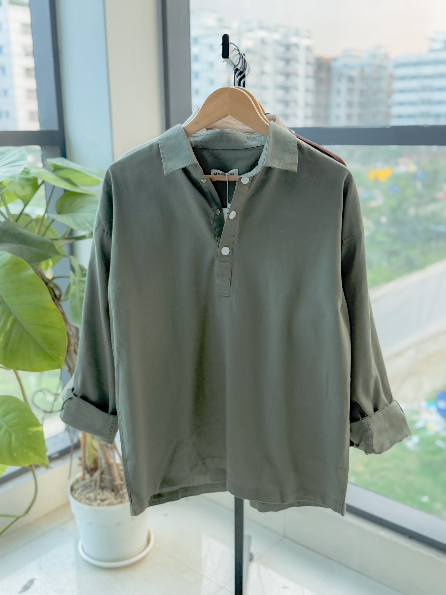 Fine Henley shirt - Olive