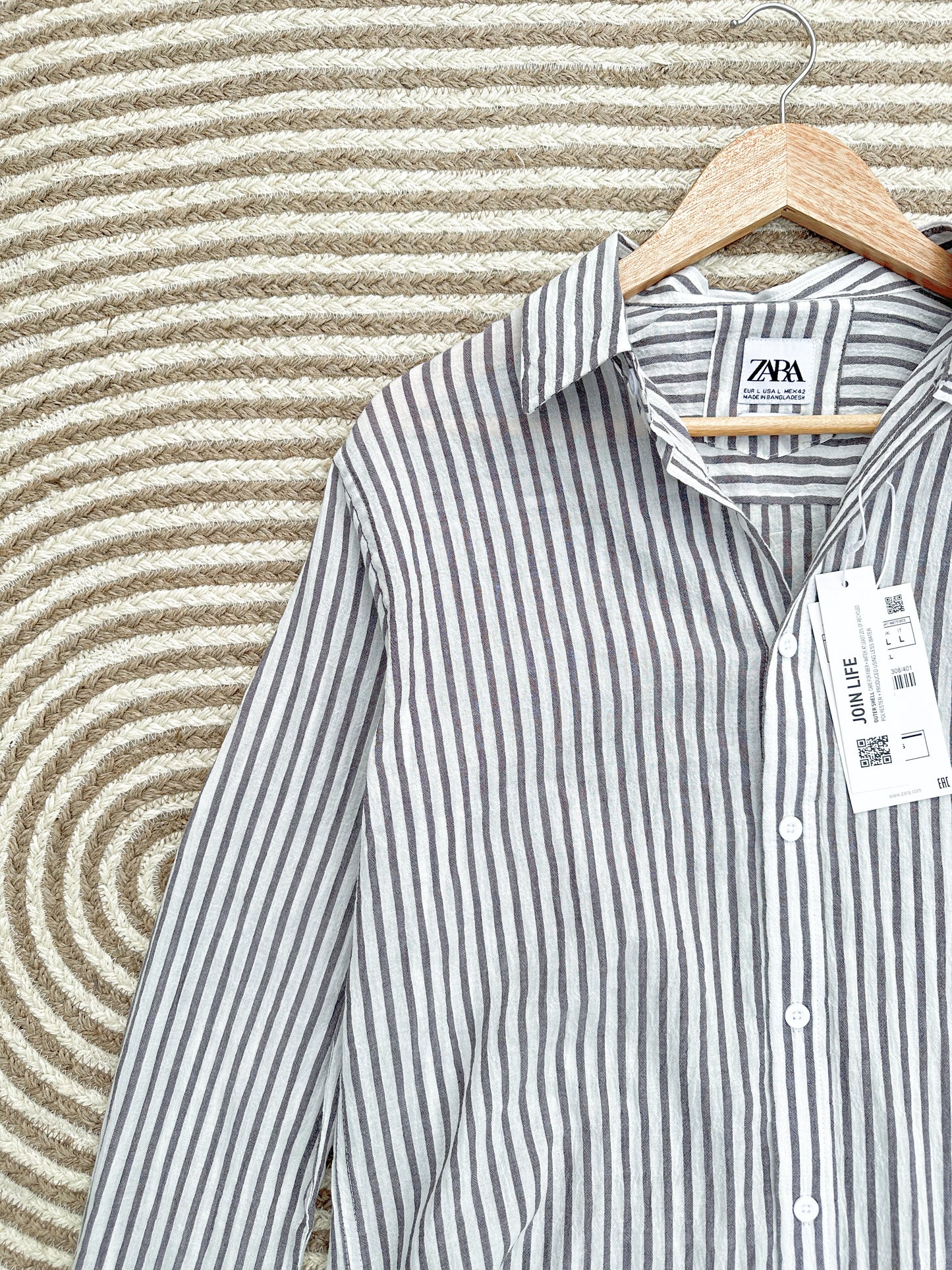 Minimal shirt - Urban Grey and White