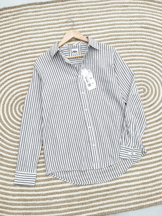 Minimal shirt - Urban Grey and White