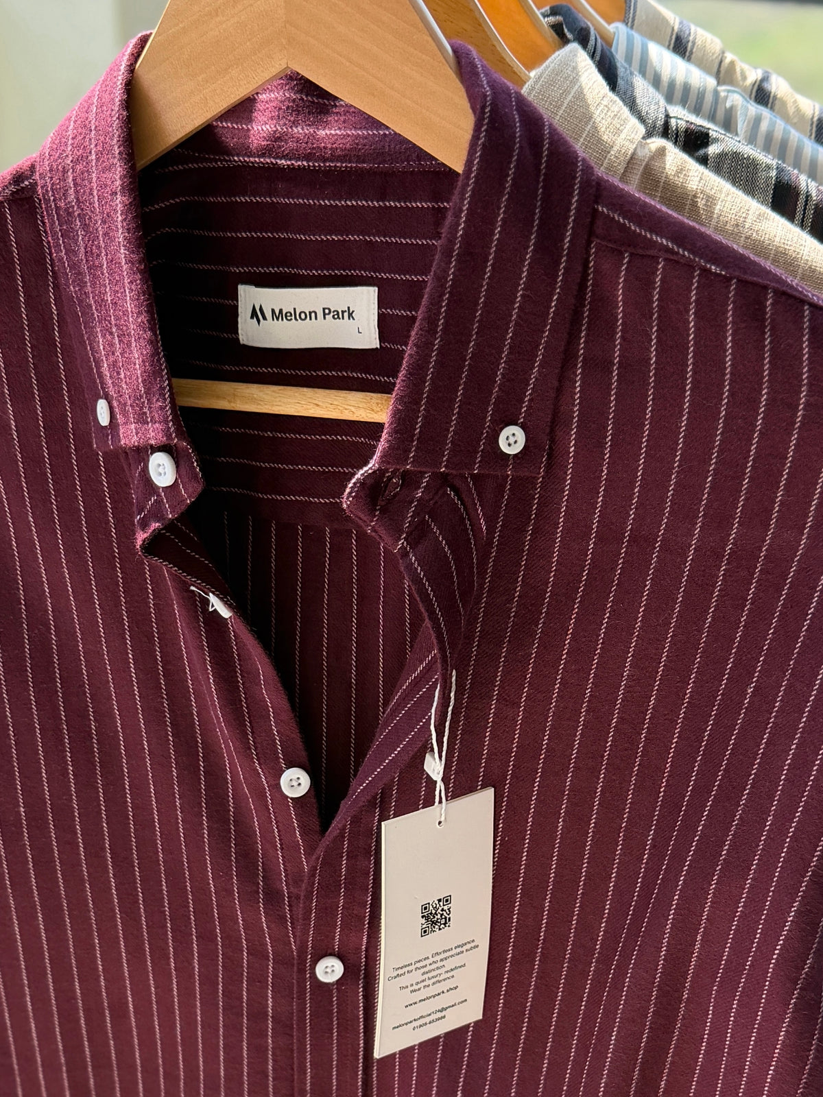 Gentle stripe shirt - Maroon with light pink stripe
