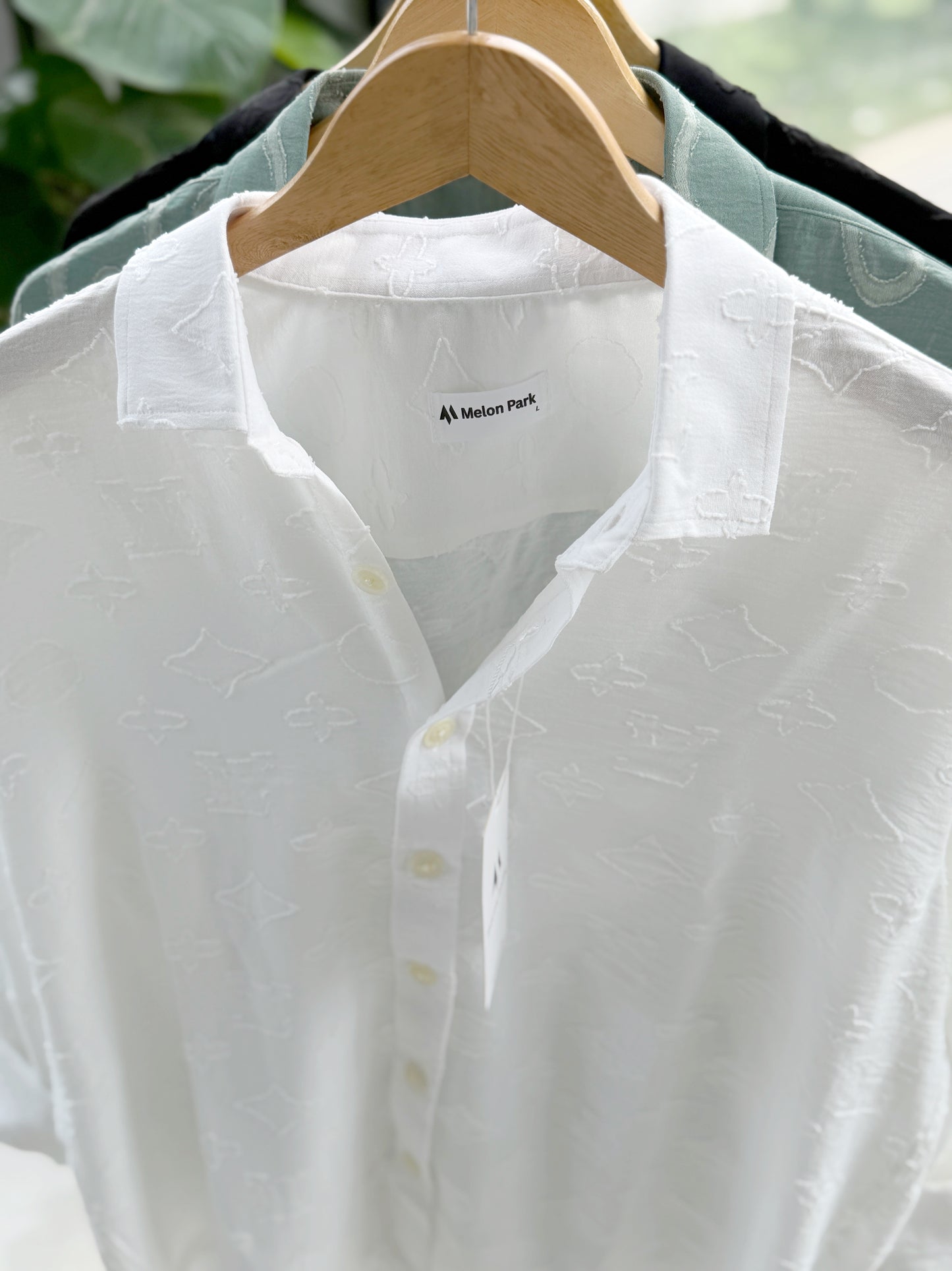 Resort Drop-shoulder shirt - White Monogram
