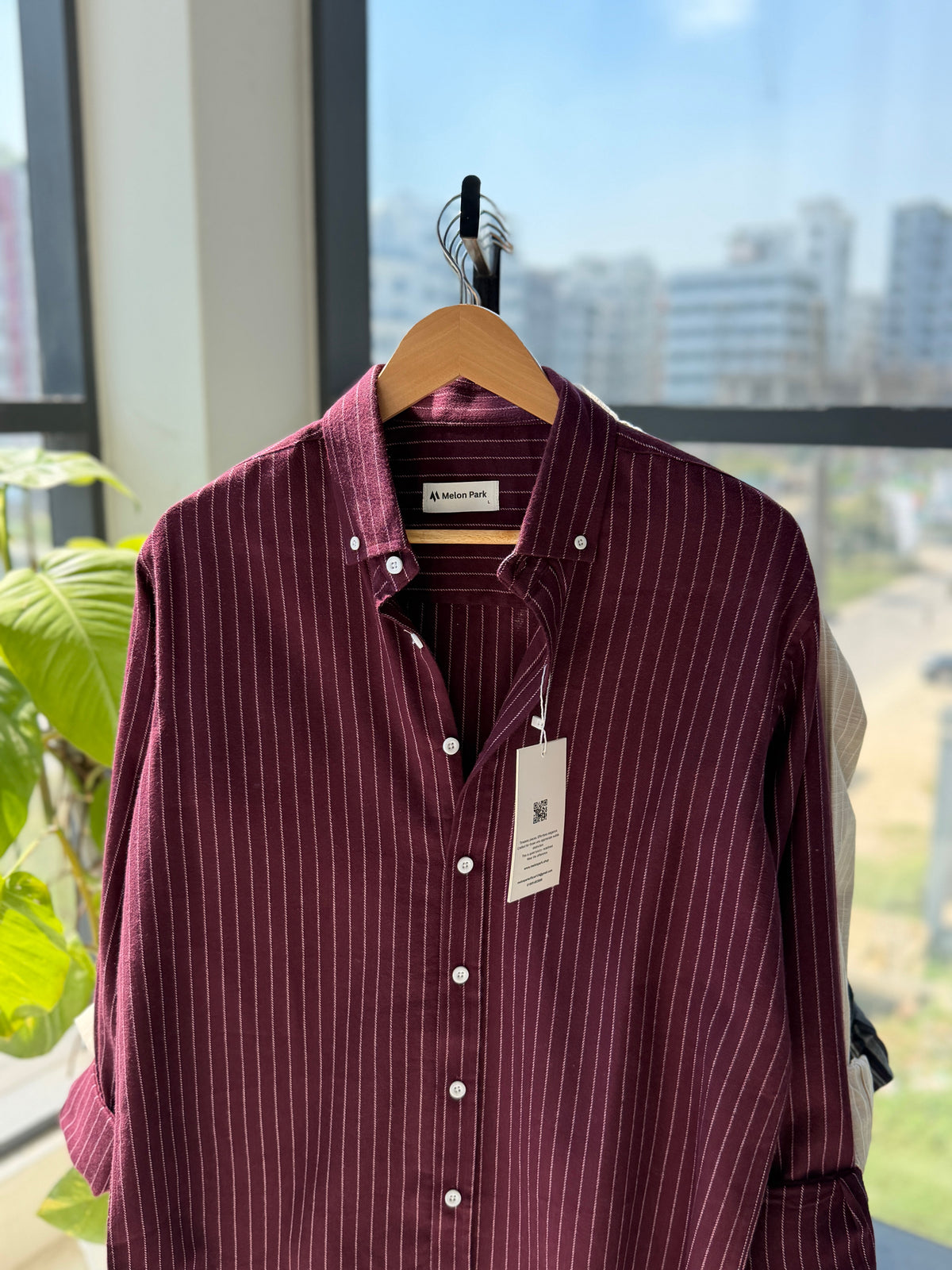 Gentle stripe shirt - Maroon with light pink stripe