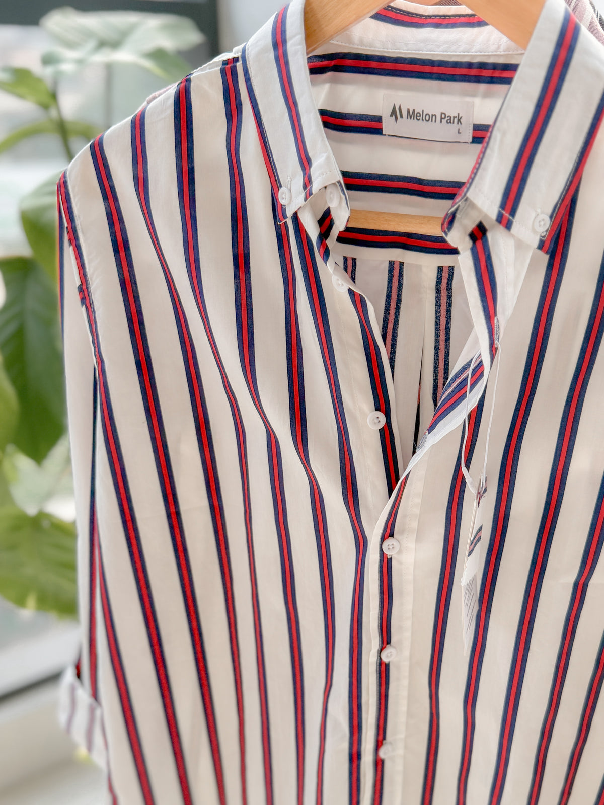 Gentle stripe shirt - White & Navy Ruby