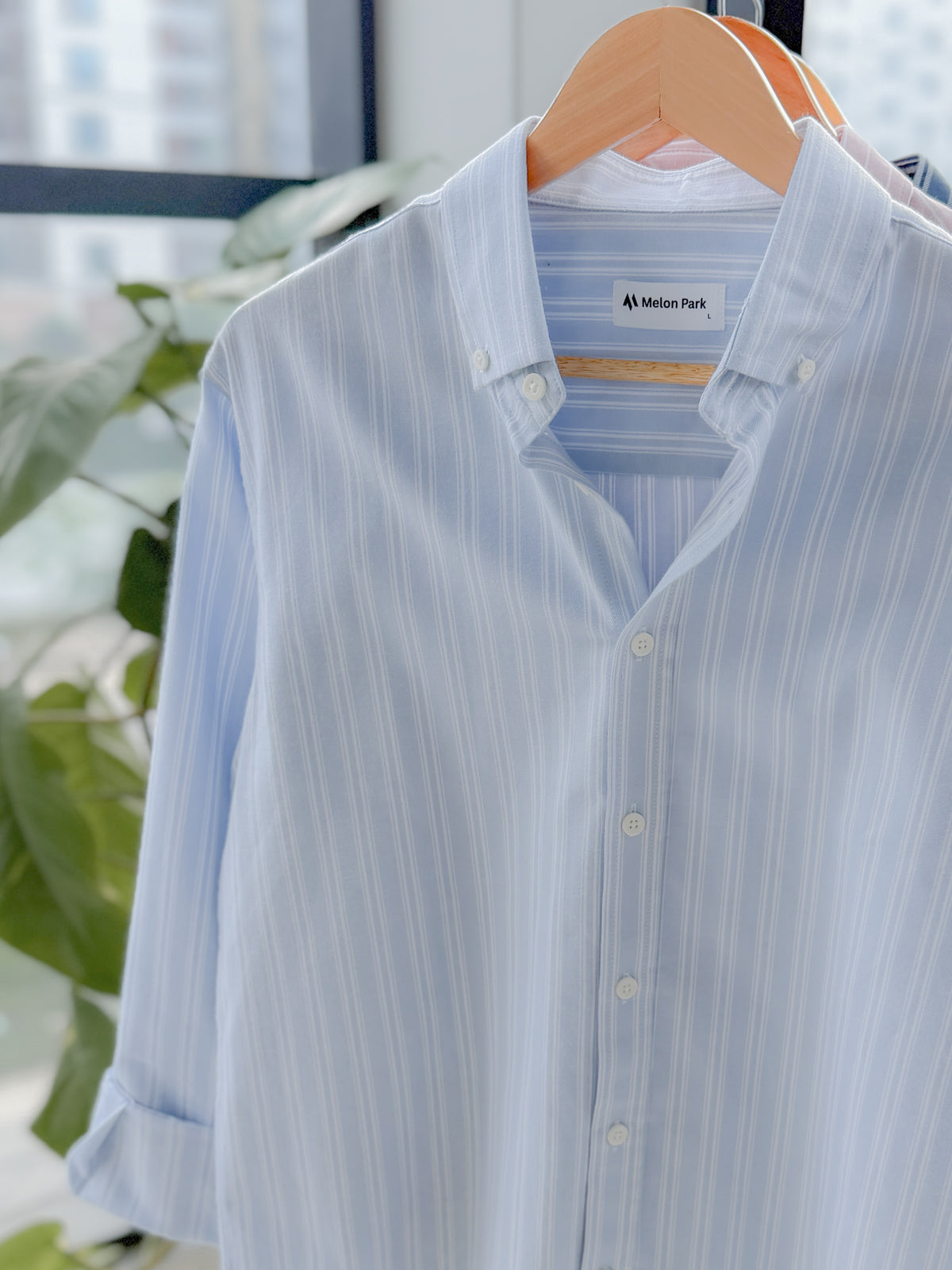 Gentle stripe shirt - Skyward Pinstripe
