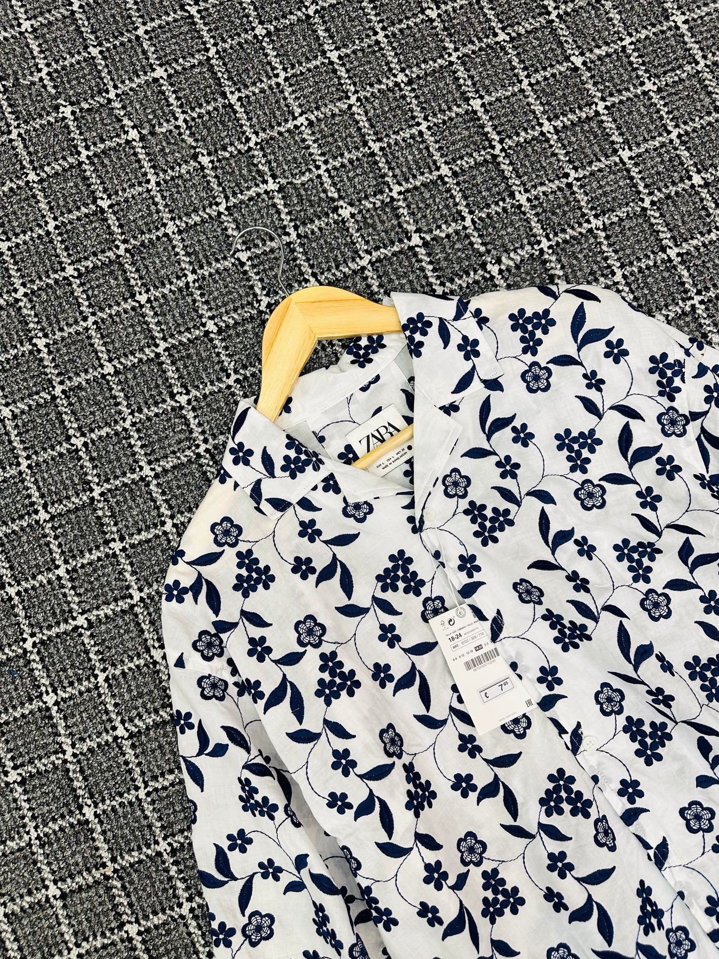 Cuban half shirt - Floral Embroidered