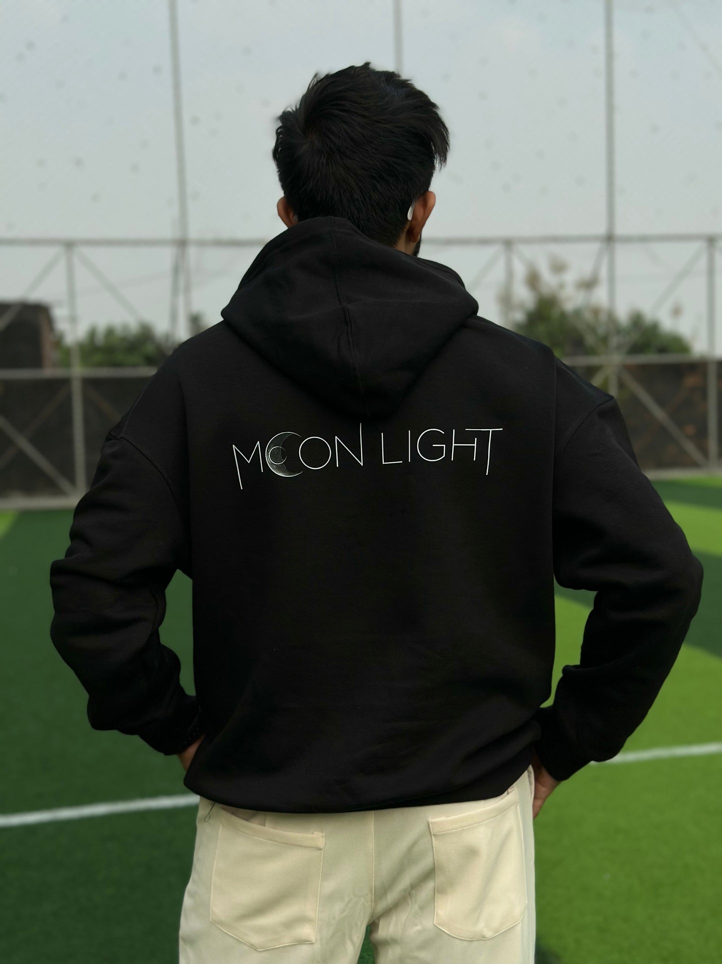 Men Black Moonlight Printed Dropshoulder Hoodie