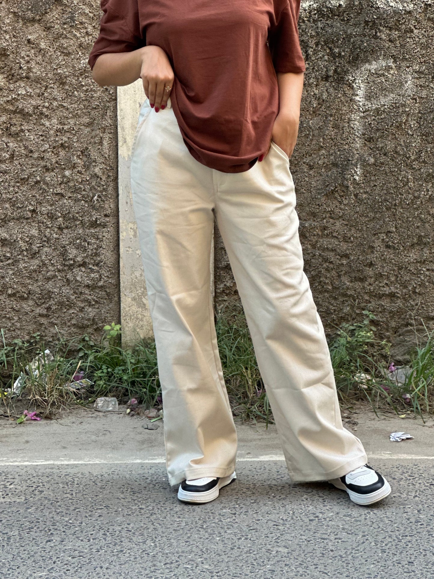 Women Off-White Wide Leg Pant