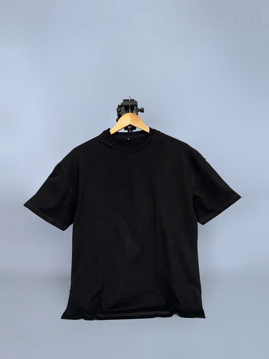 Black Dropshoulder Tshirt